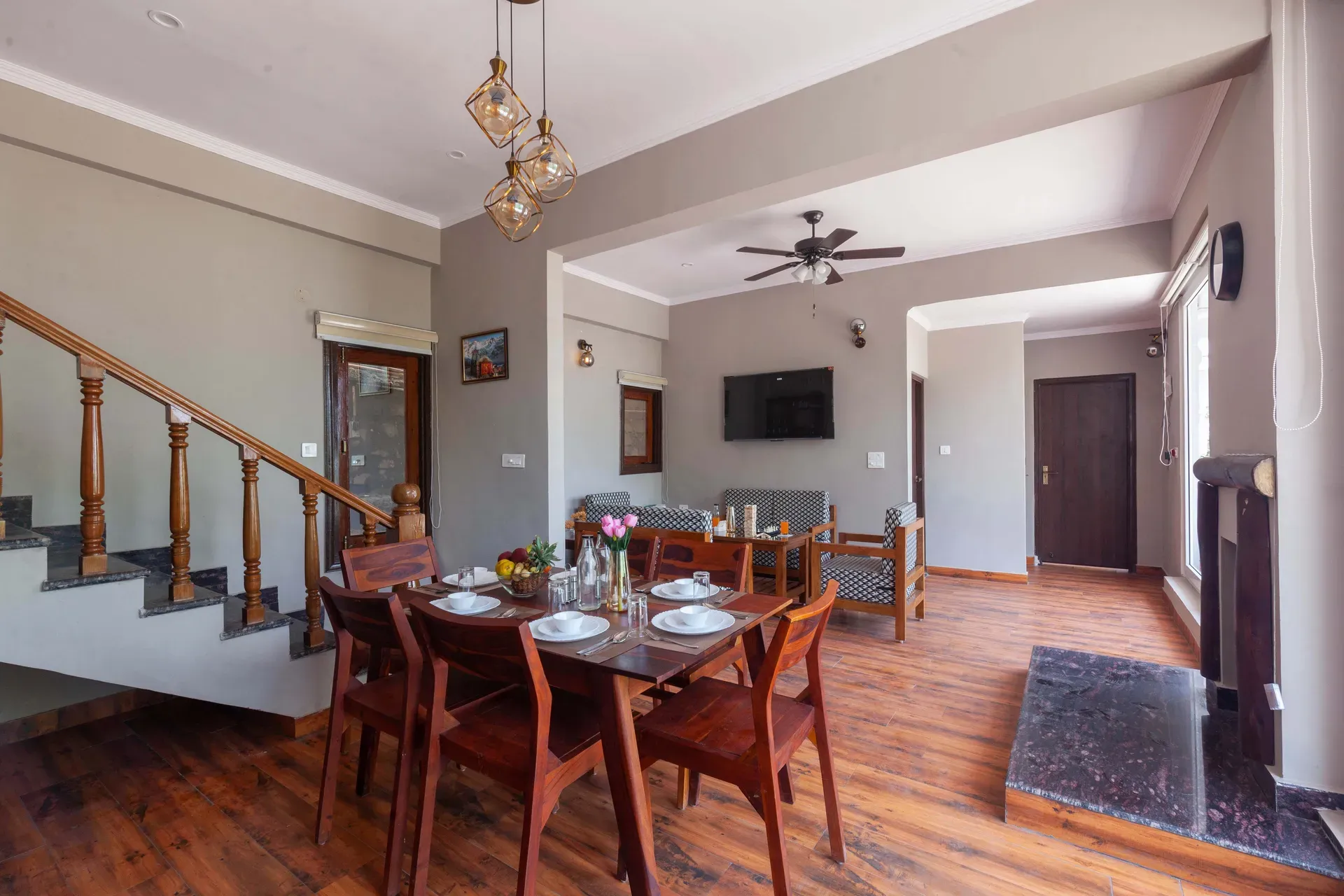 Amara Dusk | 4-BHK | Hill Views | Pet friendly | Proximity to Kainchi Dham — photo 4