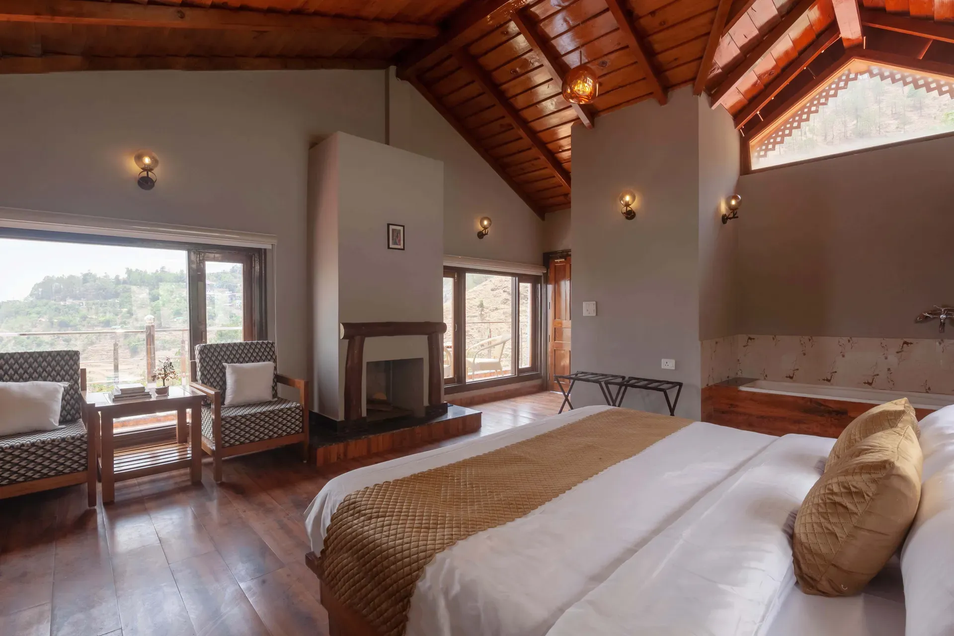 Amara Dusk | 4-BHK | Hill Views | Pet friendly | Proximity to Kainchi Dham — photo 12