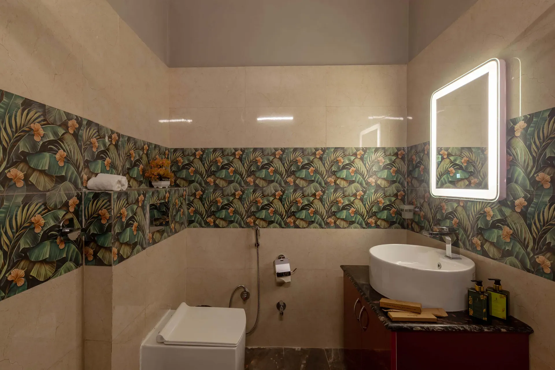Amara Dusk | 4-BHK | Hill Views | Pet friendly | Proximity to Kainchi Dham — photo 13