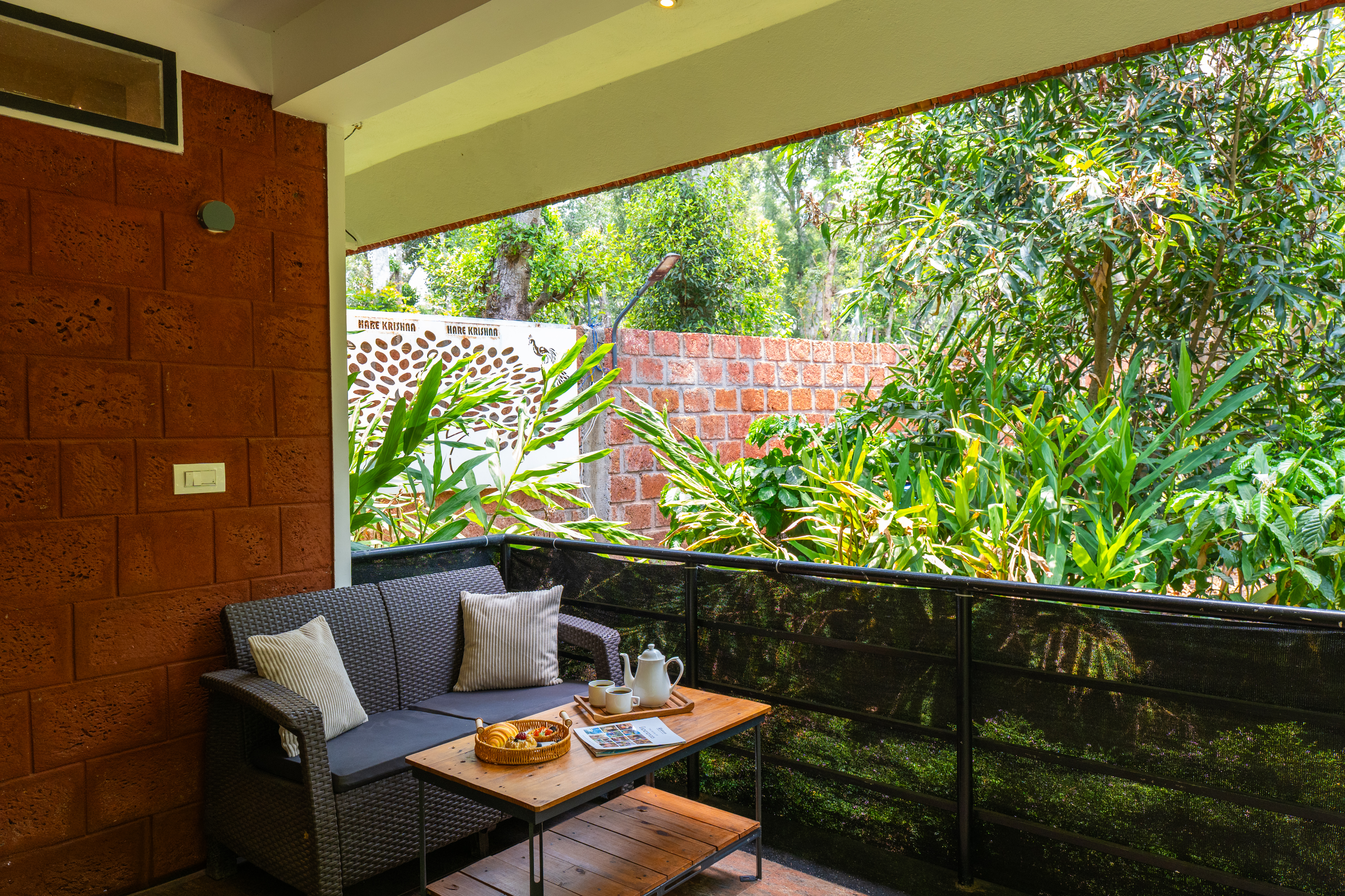 Avocado Cottages Deluxe Room | Pet-friendly Stay With Private Outdoor Seating Amid Avocado & Coffee Estate — photo 5
