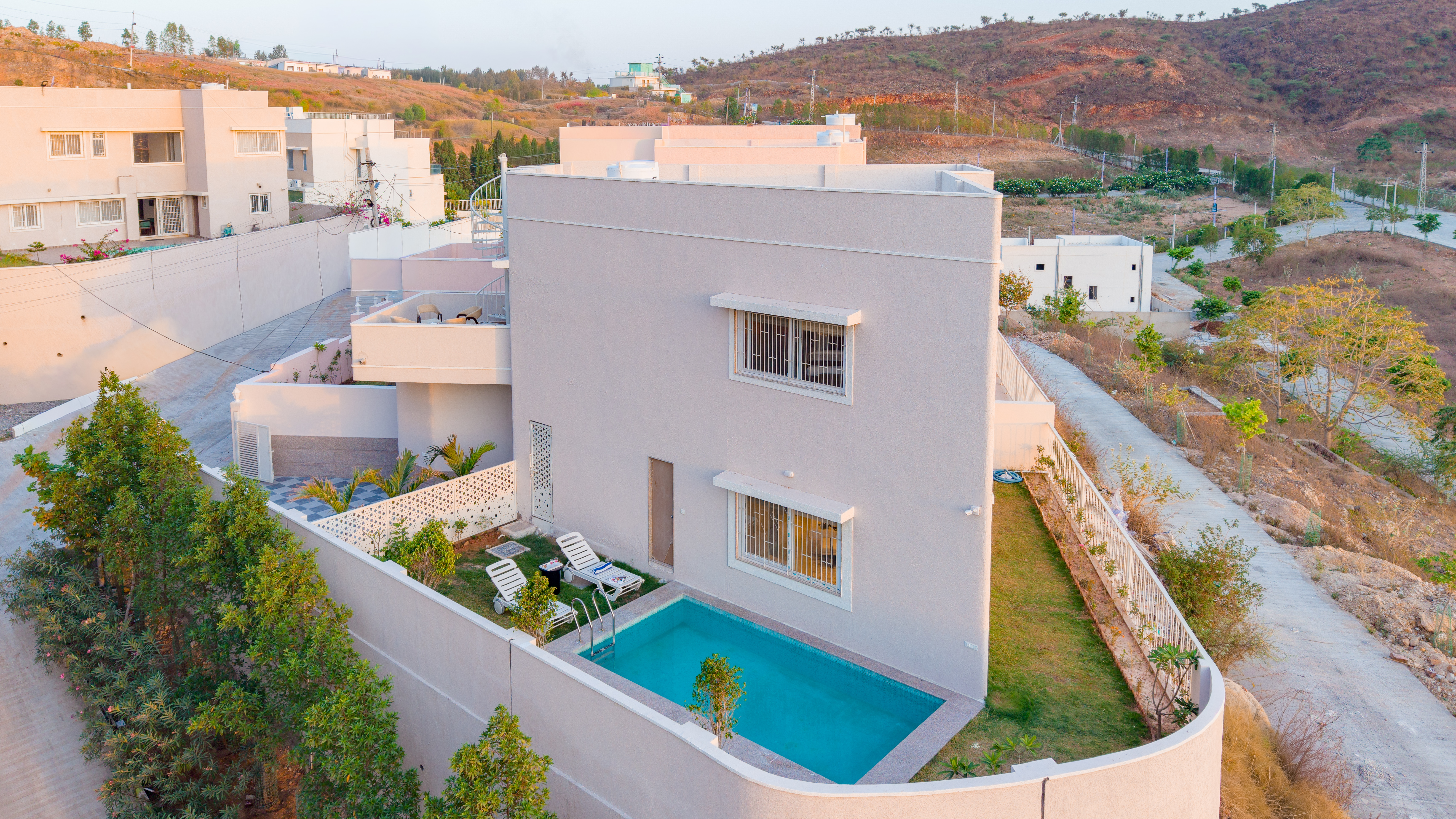 Shourya Viola | 3-BHK Villa with Private Pool, Garden & Panoramic 360° hill view — photo 3