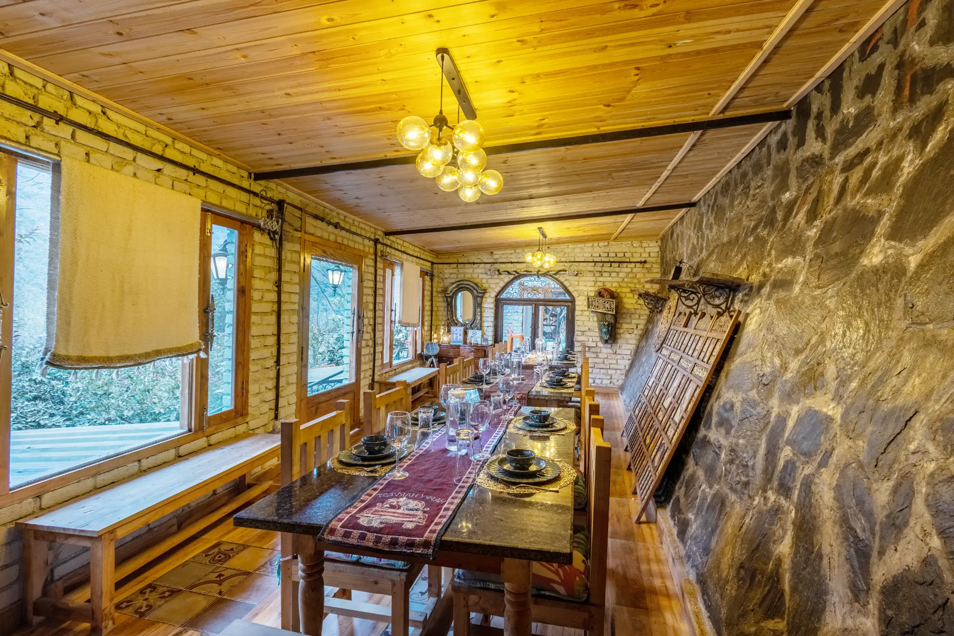 Zephyr Heaven | 1-Hillview Room with Common Pool, Gym & On-Site Restaurant — photo 23