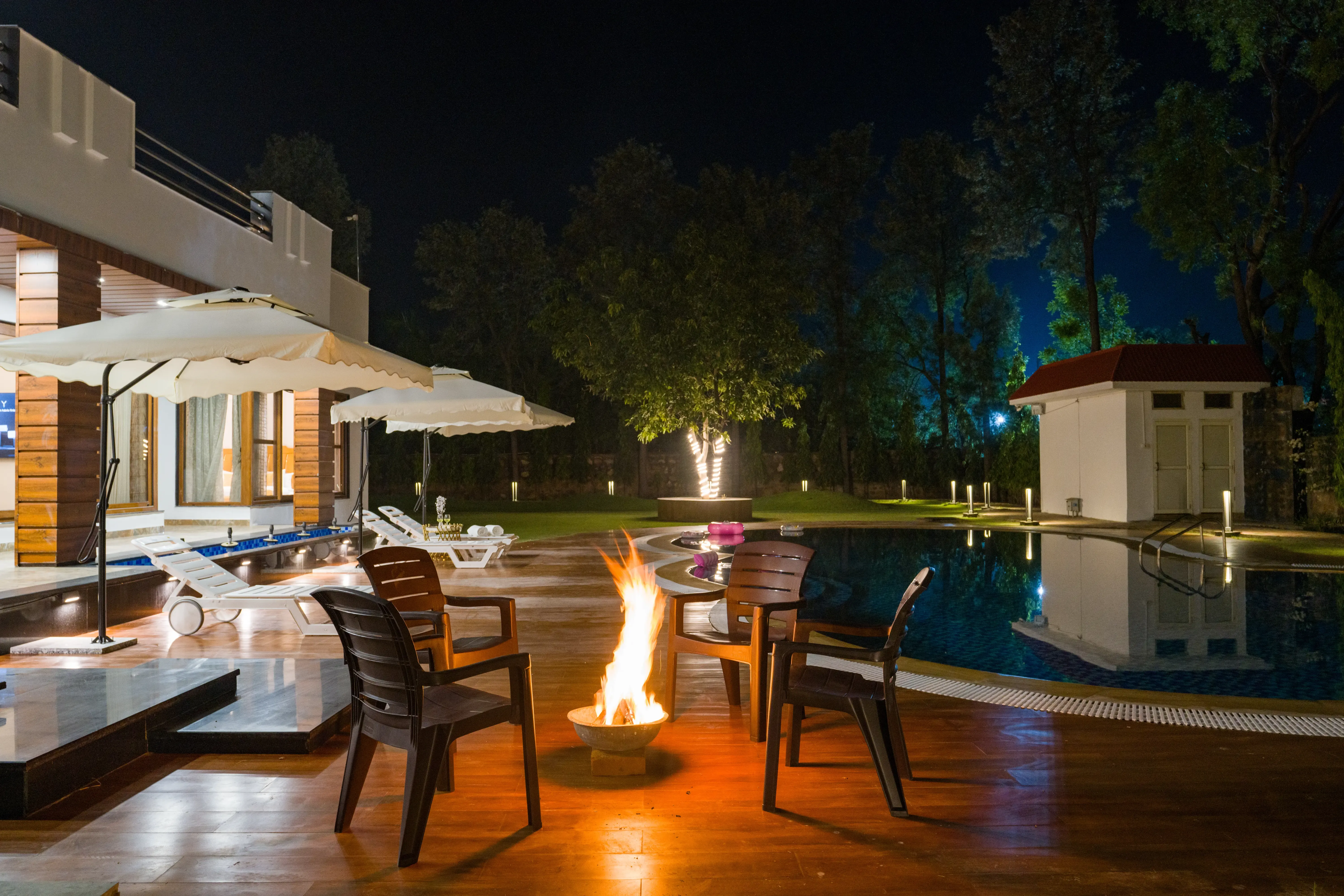 Sanisa Farm | 3-BHK Farmhouse With Private Pool, Game Zone & Lush Garden — photo 10