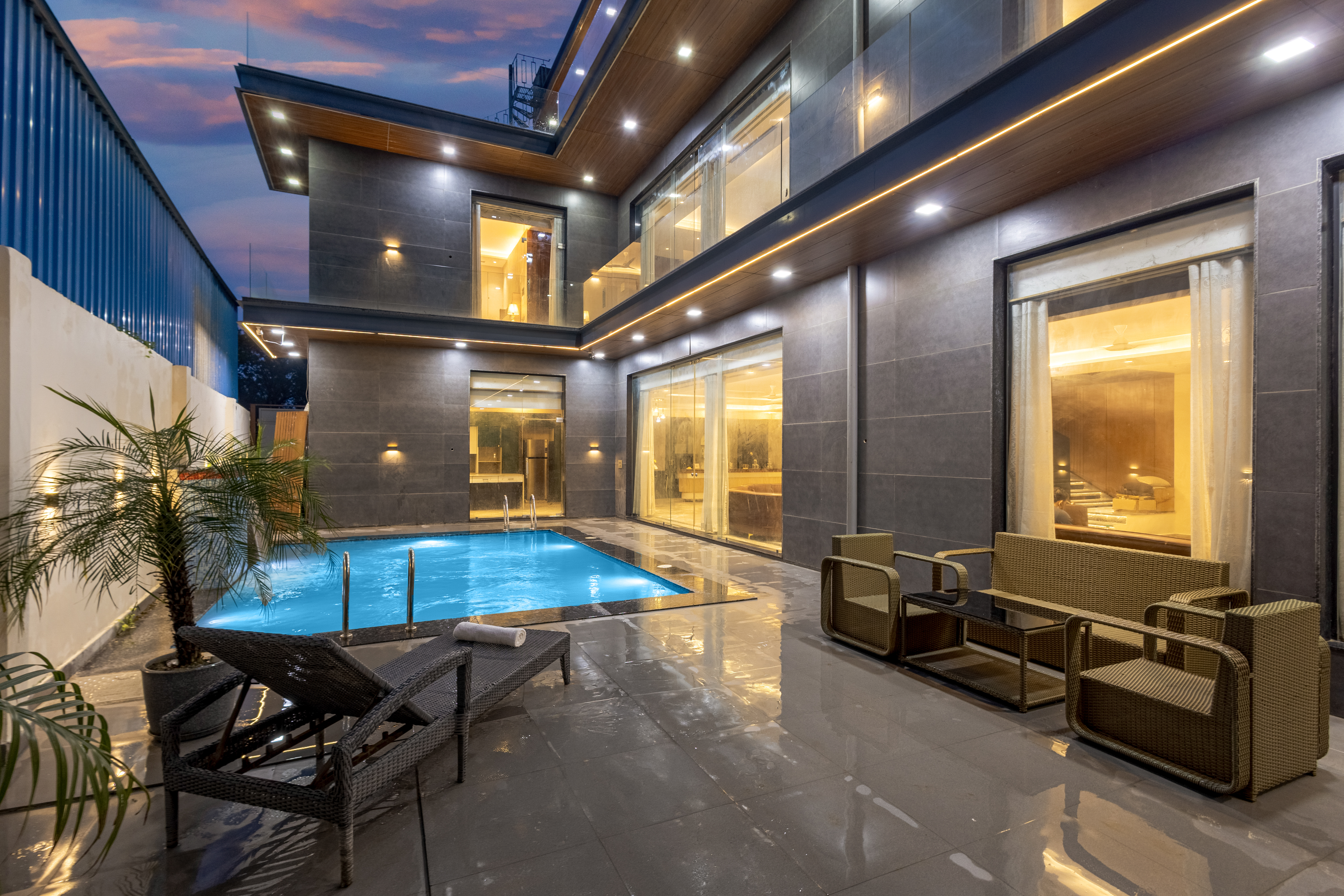 DSG Farm | Pet- friendly modern house Inspired 3-BHK with Bar with lounge, Bathtub, Private Pool, Swimming pool, Terrace & Garden — photo 6