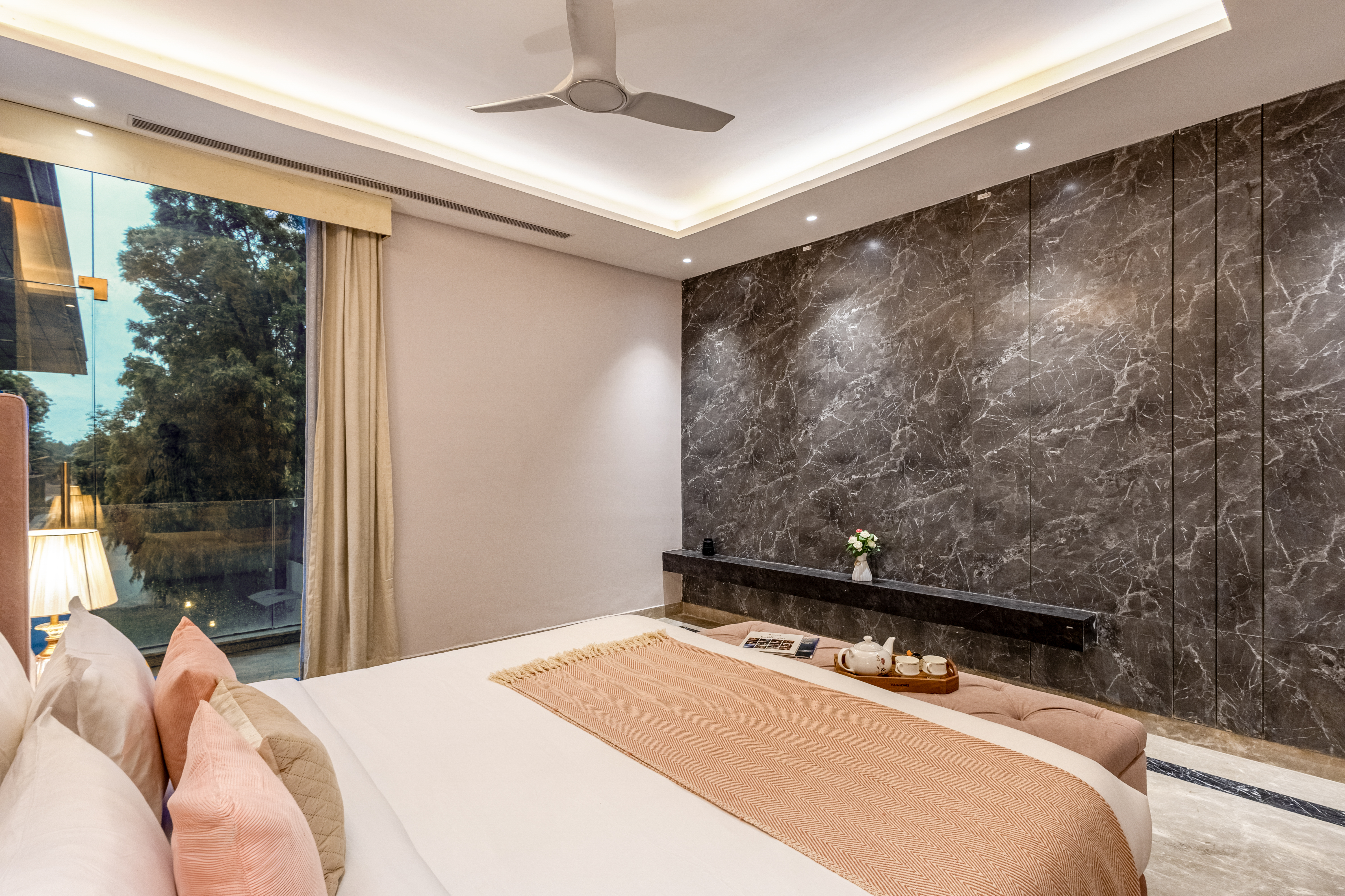 DSG Farm | Pet- friendly modern house Inspired 3-BHK with Bar with lounge, Bathtub, Private Pool, Swimming pool, Terrace & Garden — photo 10