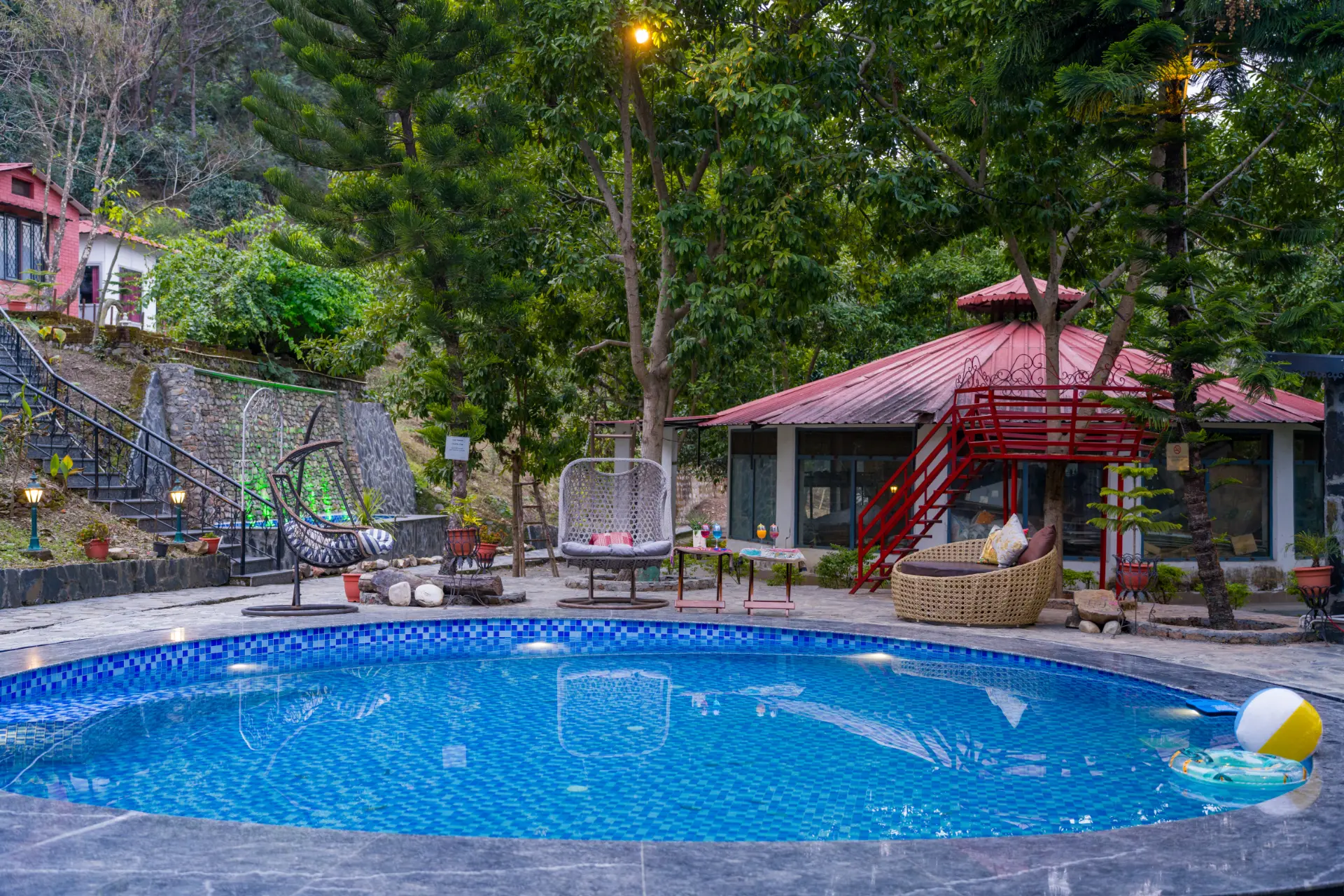 Zephyr Stoneva | Peaceful Mountain Retreat With Pool, Gym & Dining — photo 7