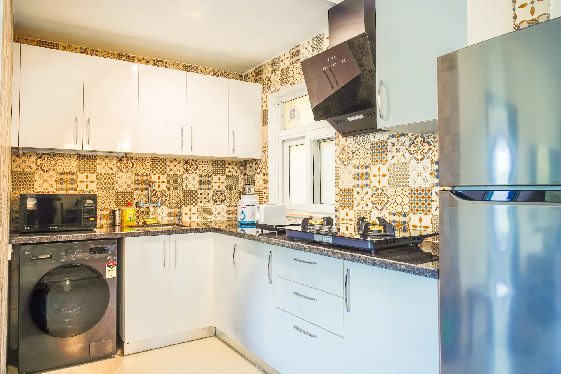 Veera Marina | Charming 3-BHK Apt Near Candolim Beach With Common Pools & Lift — photo 27