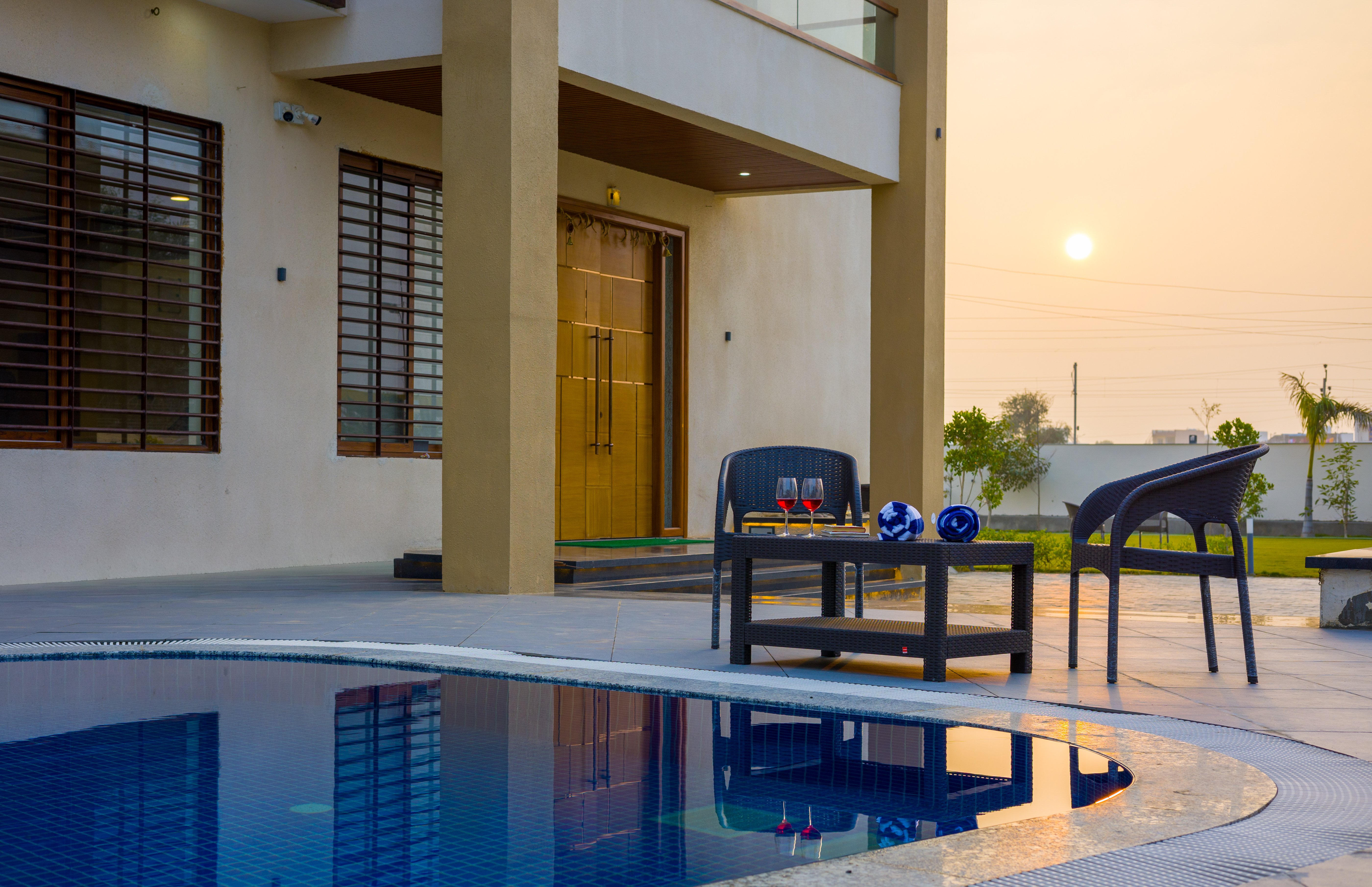 Lush Haven | Chic 4-BHK Retreat with Private Pool, Terrace & Landscaped Garden | Pet-friendly — photo 25
