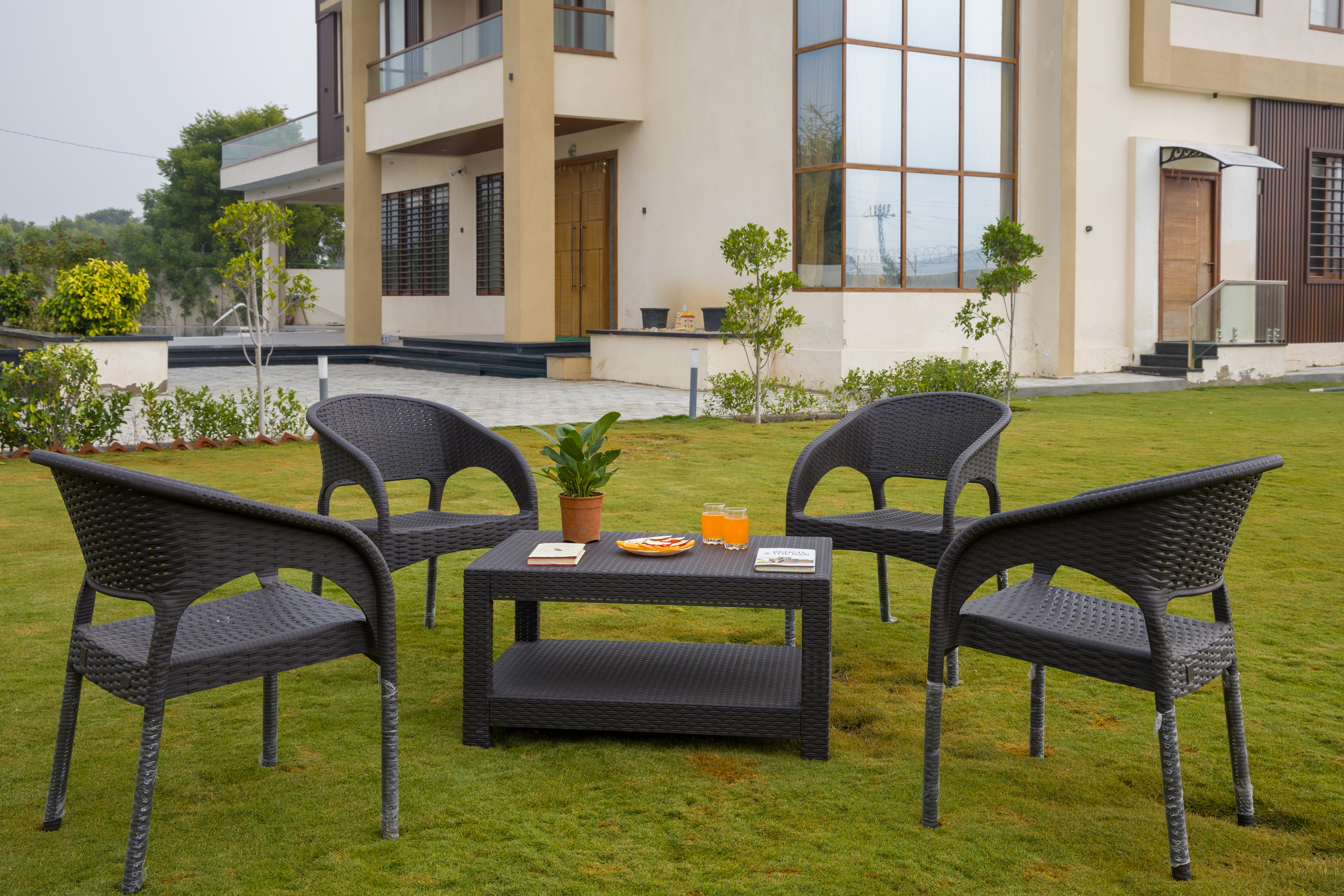 Lush Haven | Chic 4-BHK Retreat with Private Pool, Terrace & Landscaped Garden | Pet-friendly — photo 21