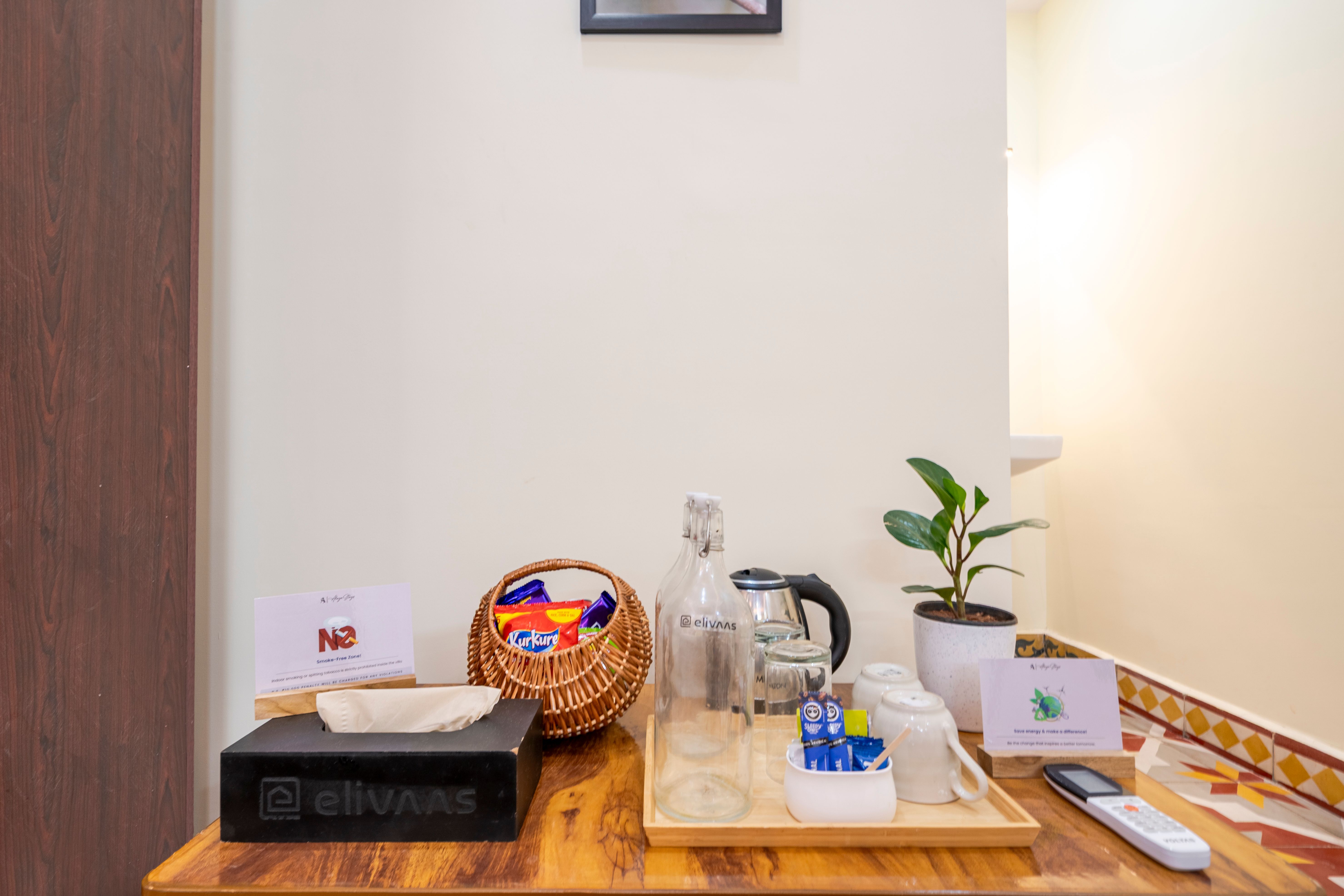 APR | 1 Pet-friendly suite Scenic view with Shared swimming pool, outdoor play area and Fire pit — photo 16