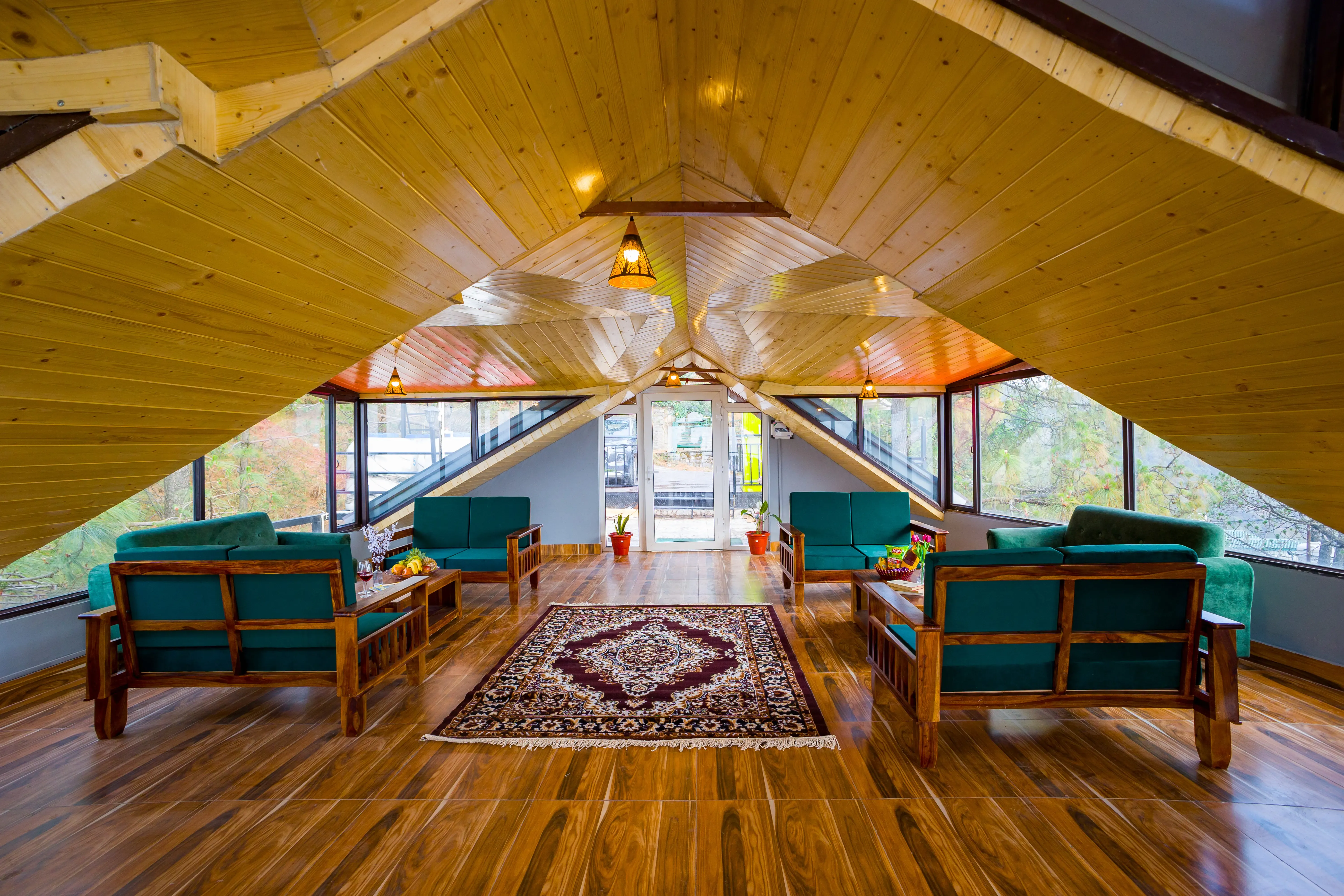 Archee’s Villa | Pet-friendly 6-BHK property with gaming zone, attic, open dining and 360° mountain views — photo 3