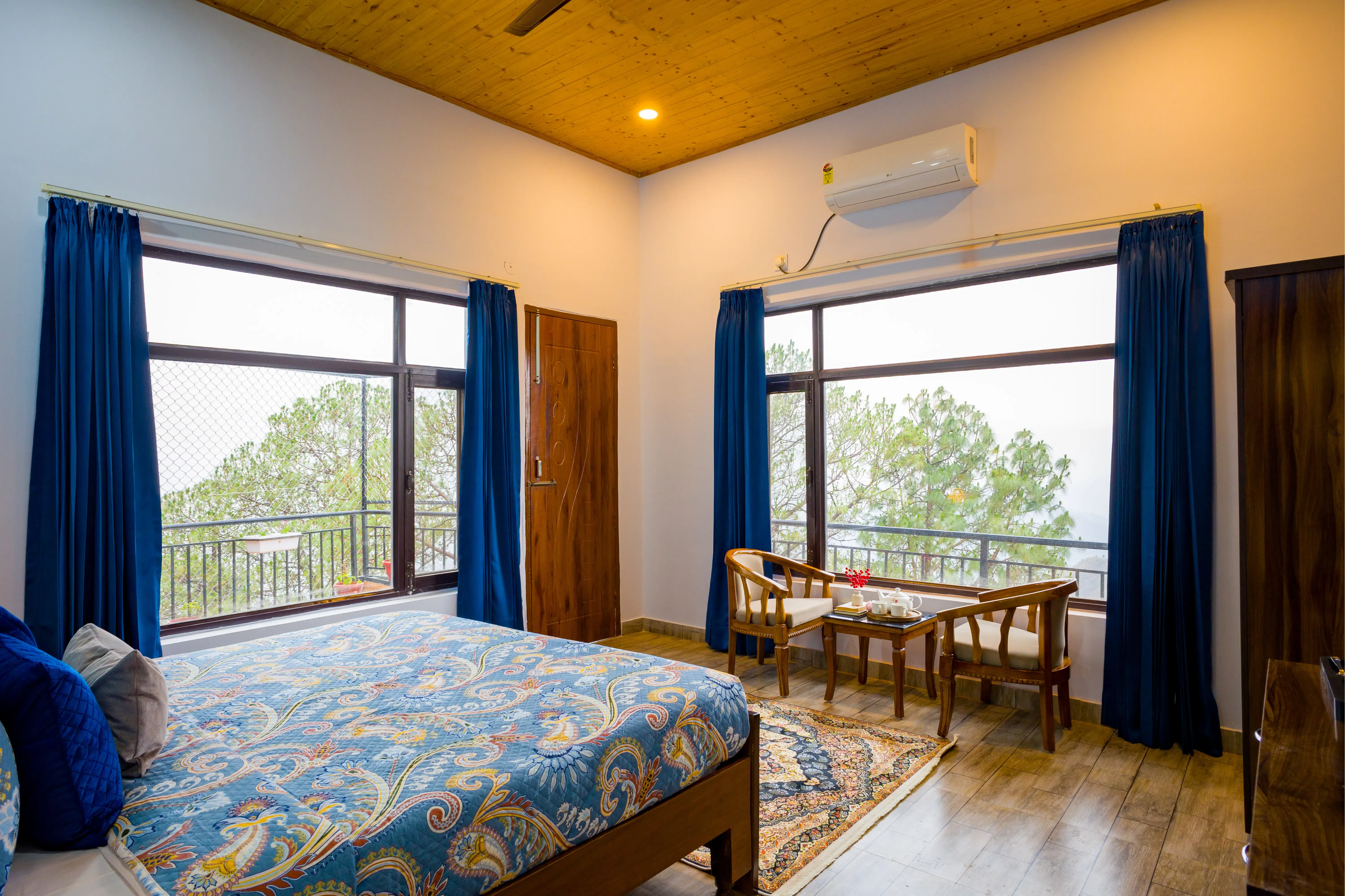 Archee’s Villa | Pet-friendly 6-BHK property with gaming zone, attic, open dining and 360° mountain views — photo 28
