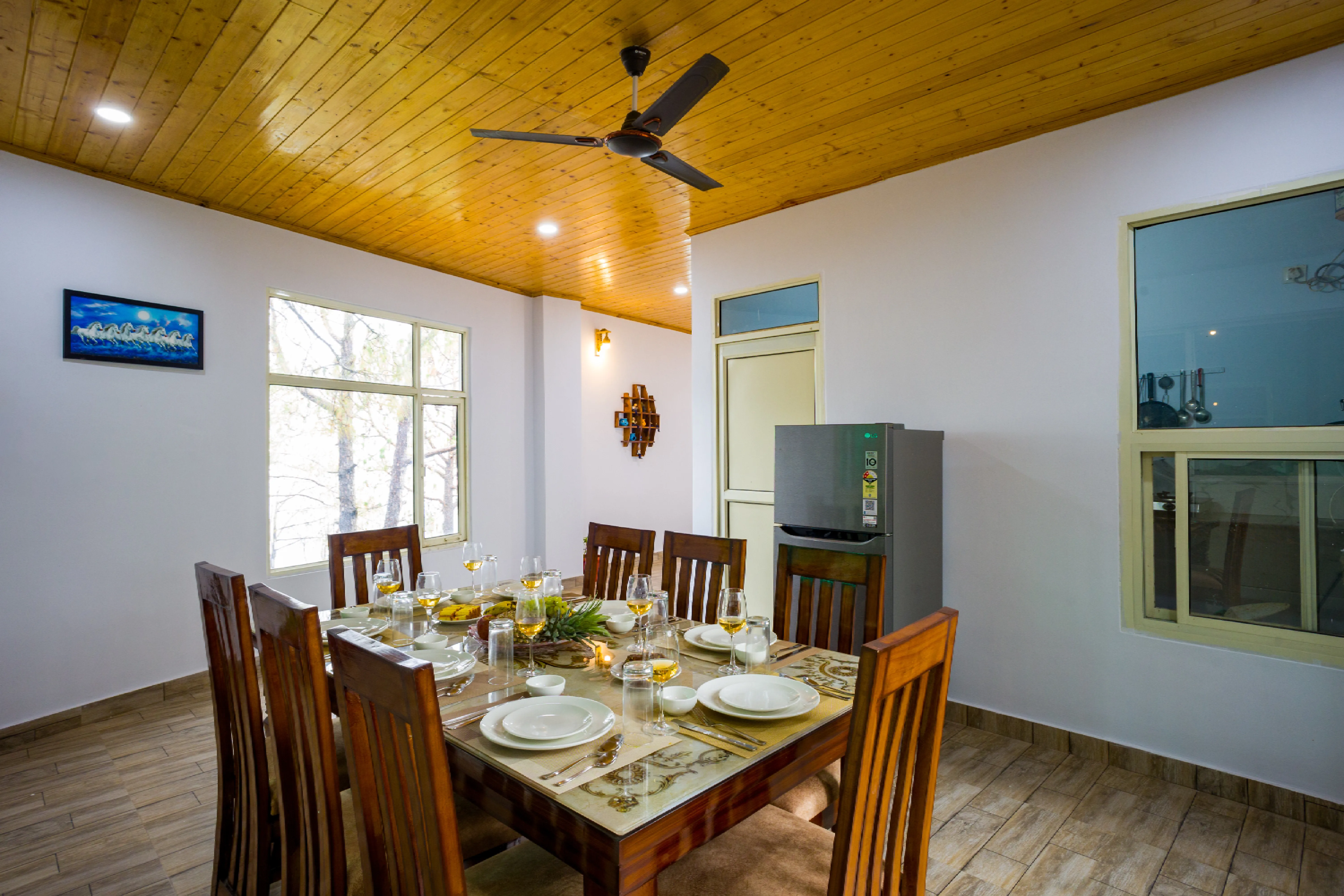 Archee’s Villa | Pet-friendly 6-BHK property with gaming zone, attic, open dining and 360° mountain views — photo 7