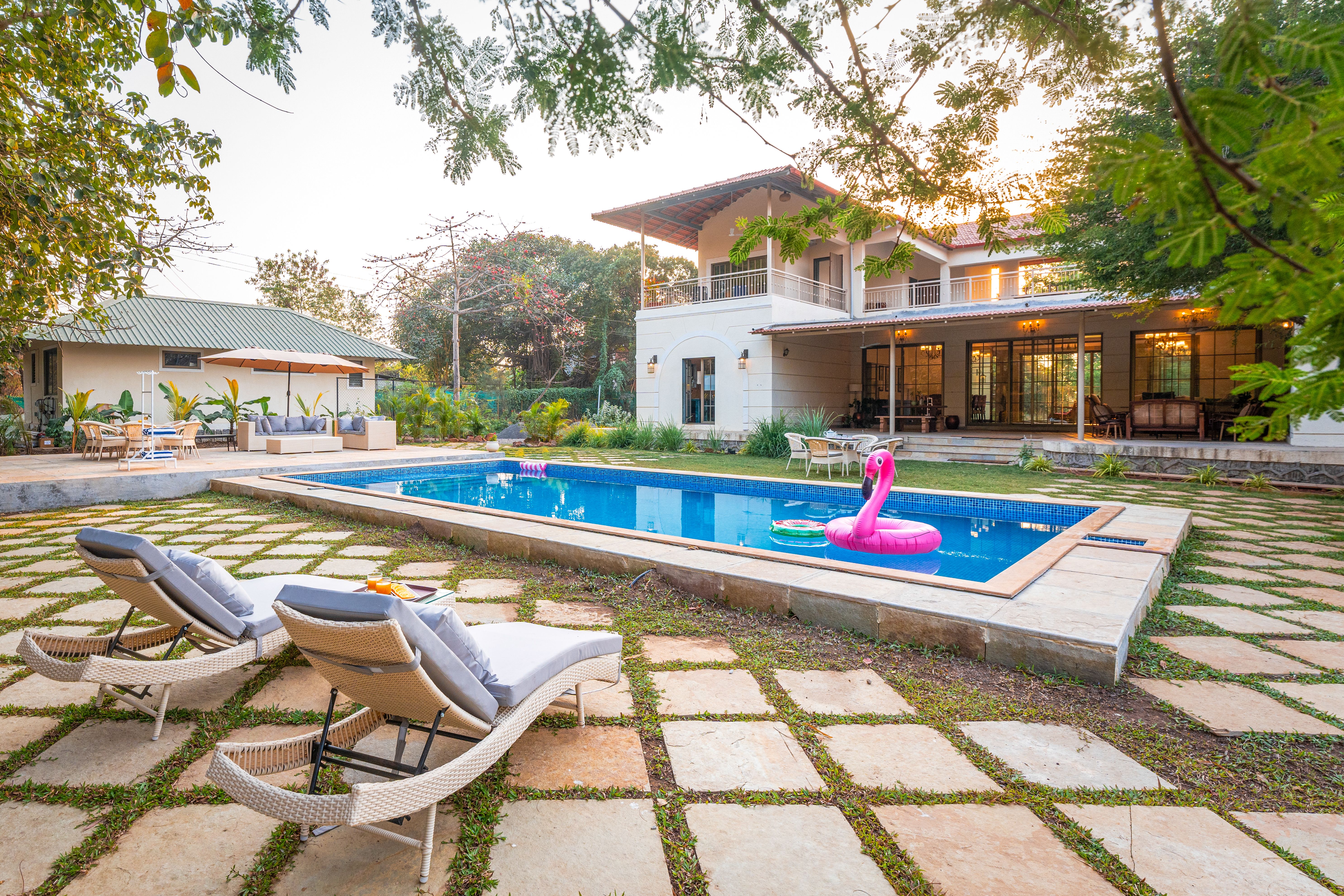 Casa Mocha | 5-BHK Pet-friendly Retreat With Pvt Pool, Verandah & Ent Lounge — photo 5