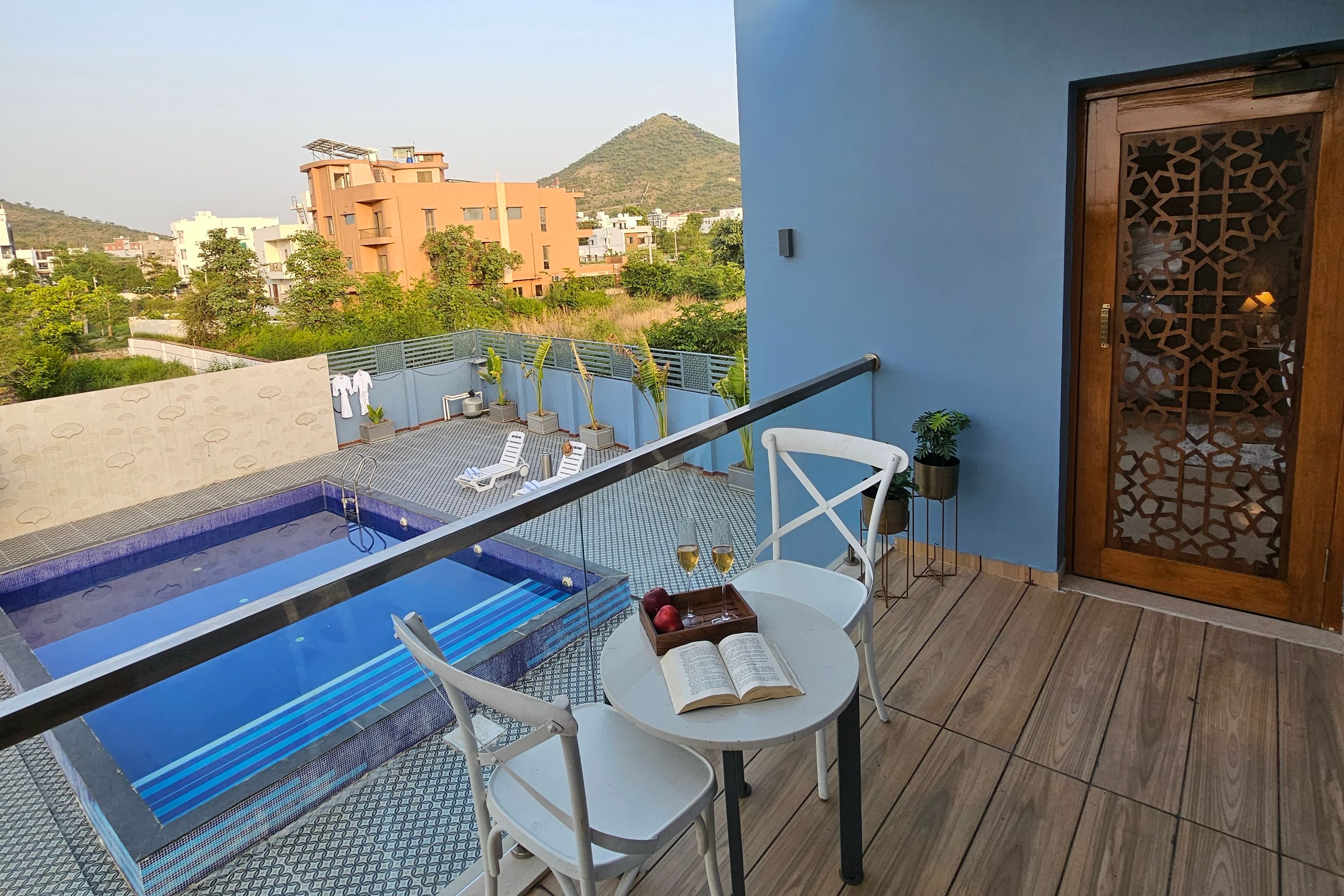 Bluebell | 2-BHK Villa With Private Pool, Vibrant Gardens, & Majestic Aravali Views — photo 10