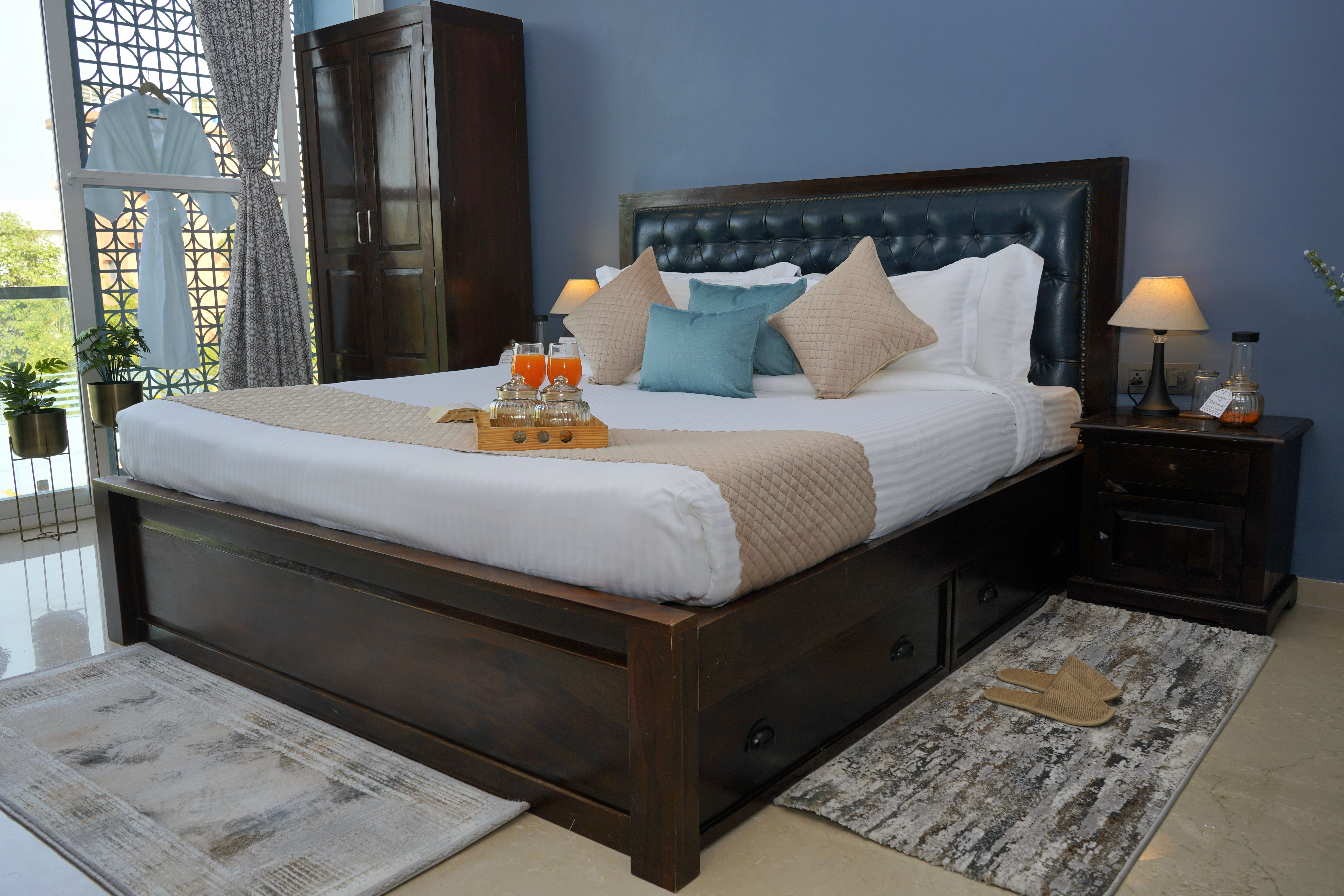 Bluebell | 2-BHK Villa With Private Pool, Vibrant Gardens, & Majestic Aravali Views — photo 25
