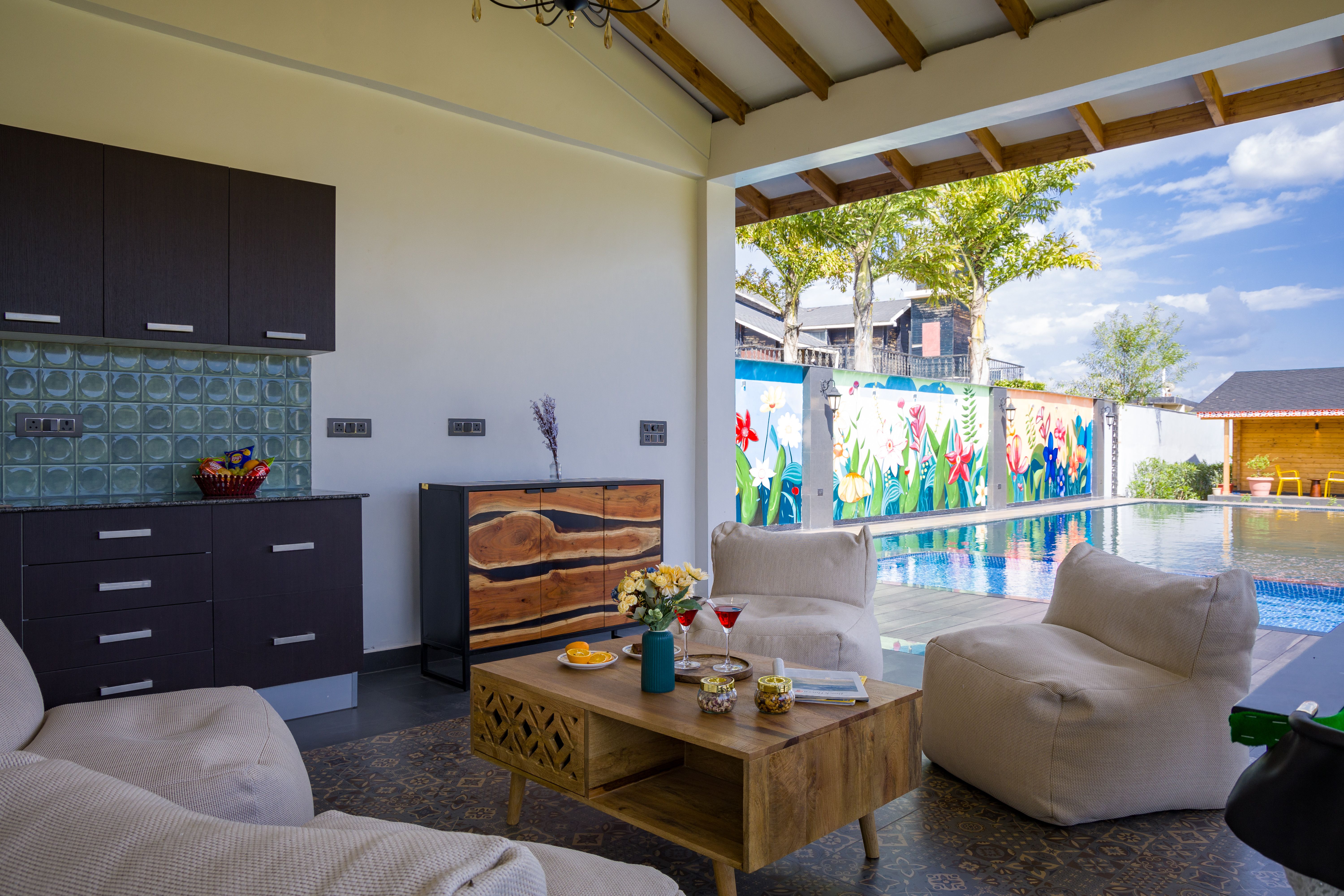 Esh Cottages Resort Birch | Hillside 4-BHK Hideaway With Lush Garden, Common Pool, & Gaming Zone — photo 12