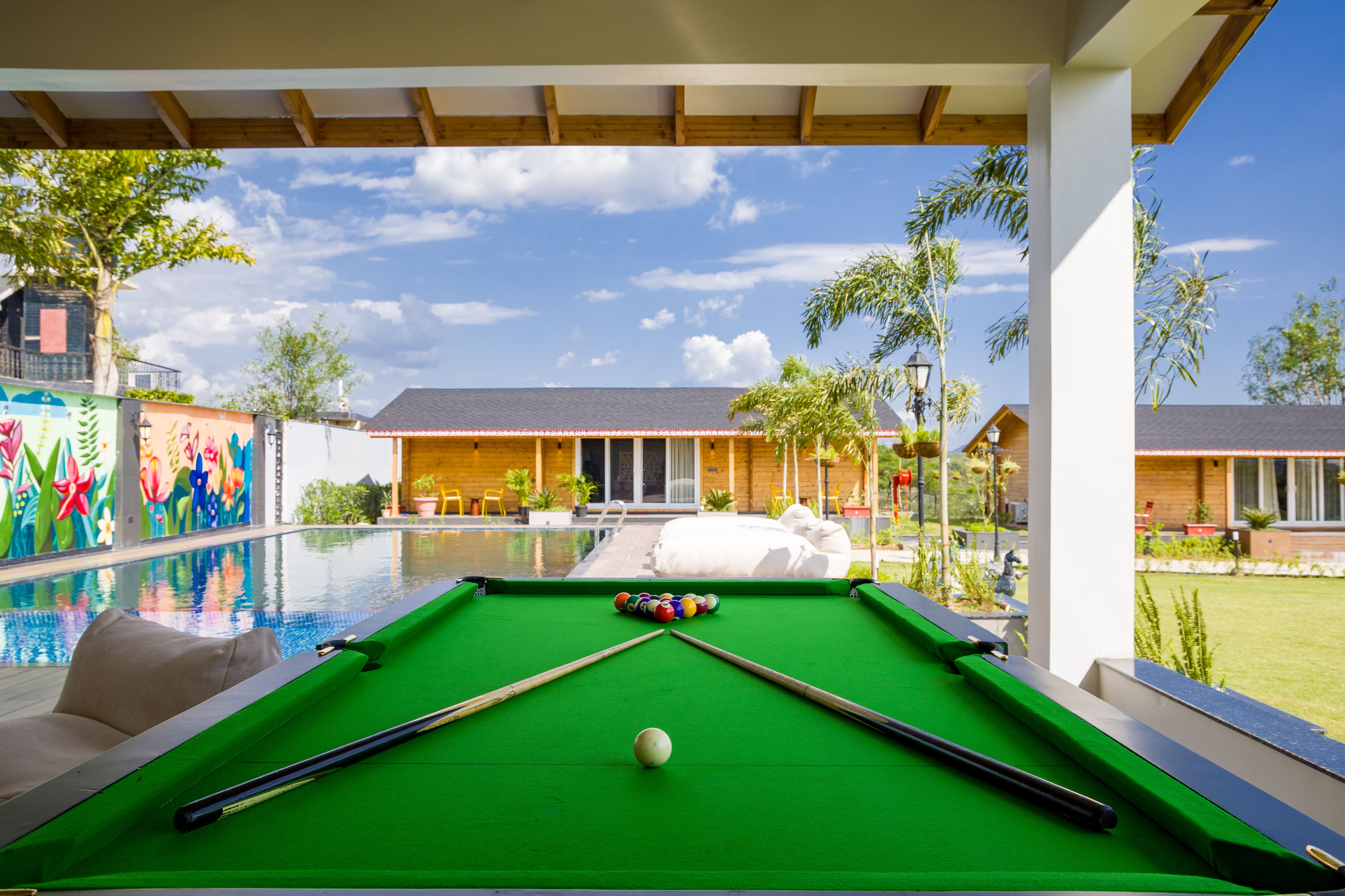 Esh Cottages Resort Birch | Hillside 4-BHK Hideaway With Lush Garden, Common Pool, & Gaming Zone — photo 30