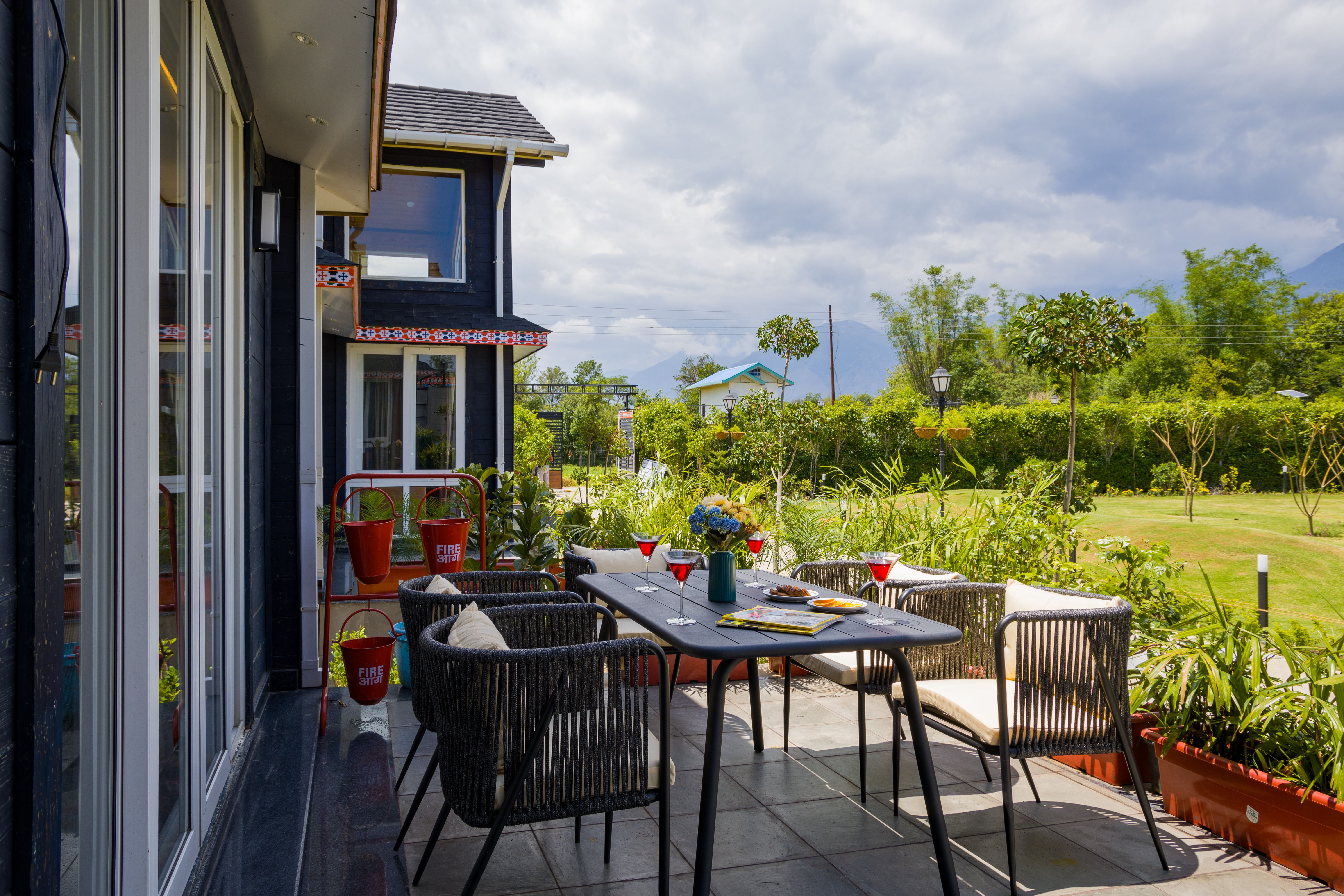 Esh Cottages Resort Birch | Hillside 4-BHK Hideaway With Lush Garden, Common Pool, & Gaming Zone — photo 7
