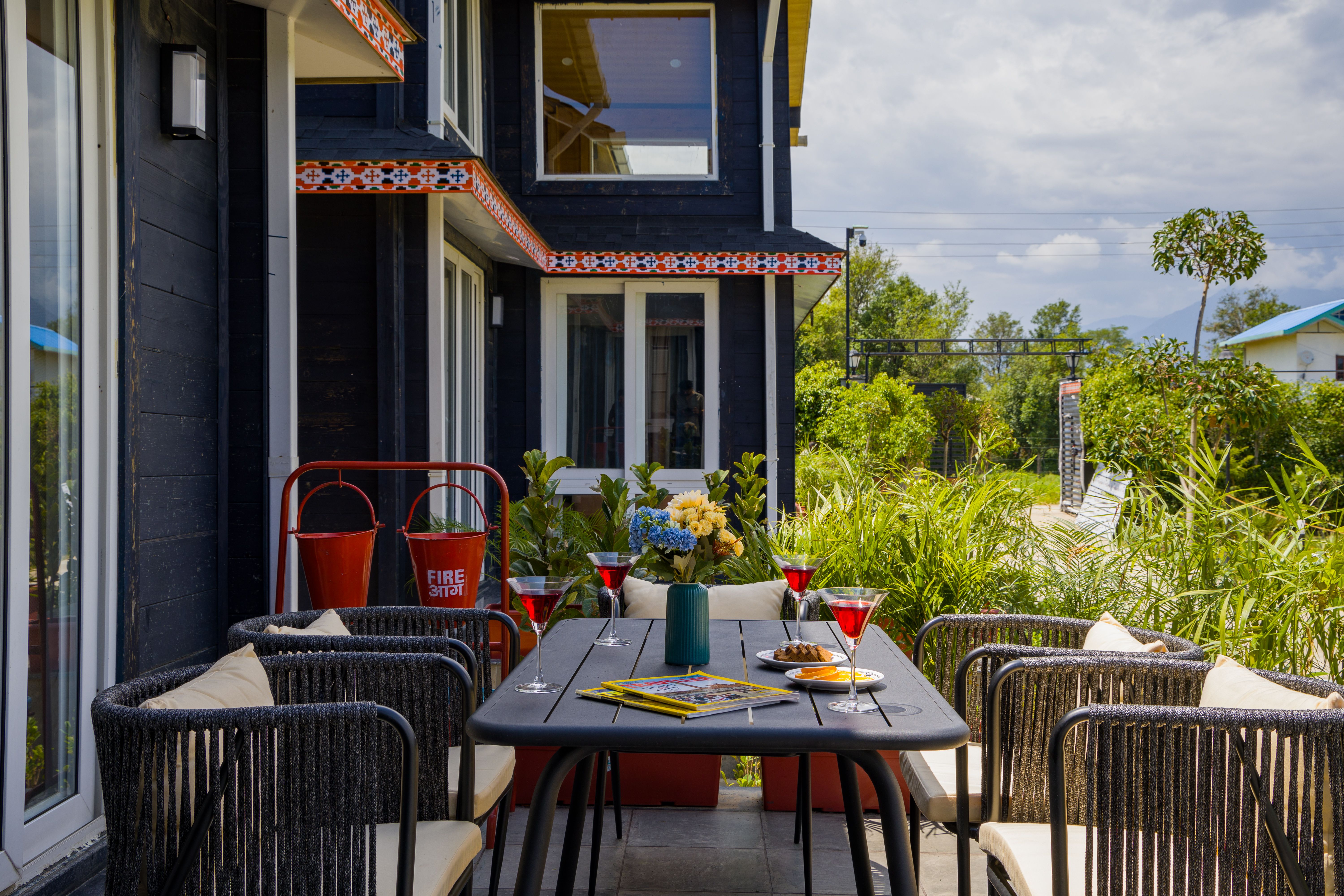 Esh Cottages Resort Birch | Hillside 4-BHK Hideaway With Lush Garden, Common Pool, & Gaming Zone — photo 29