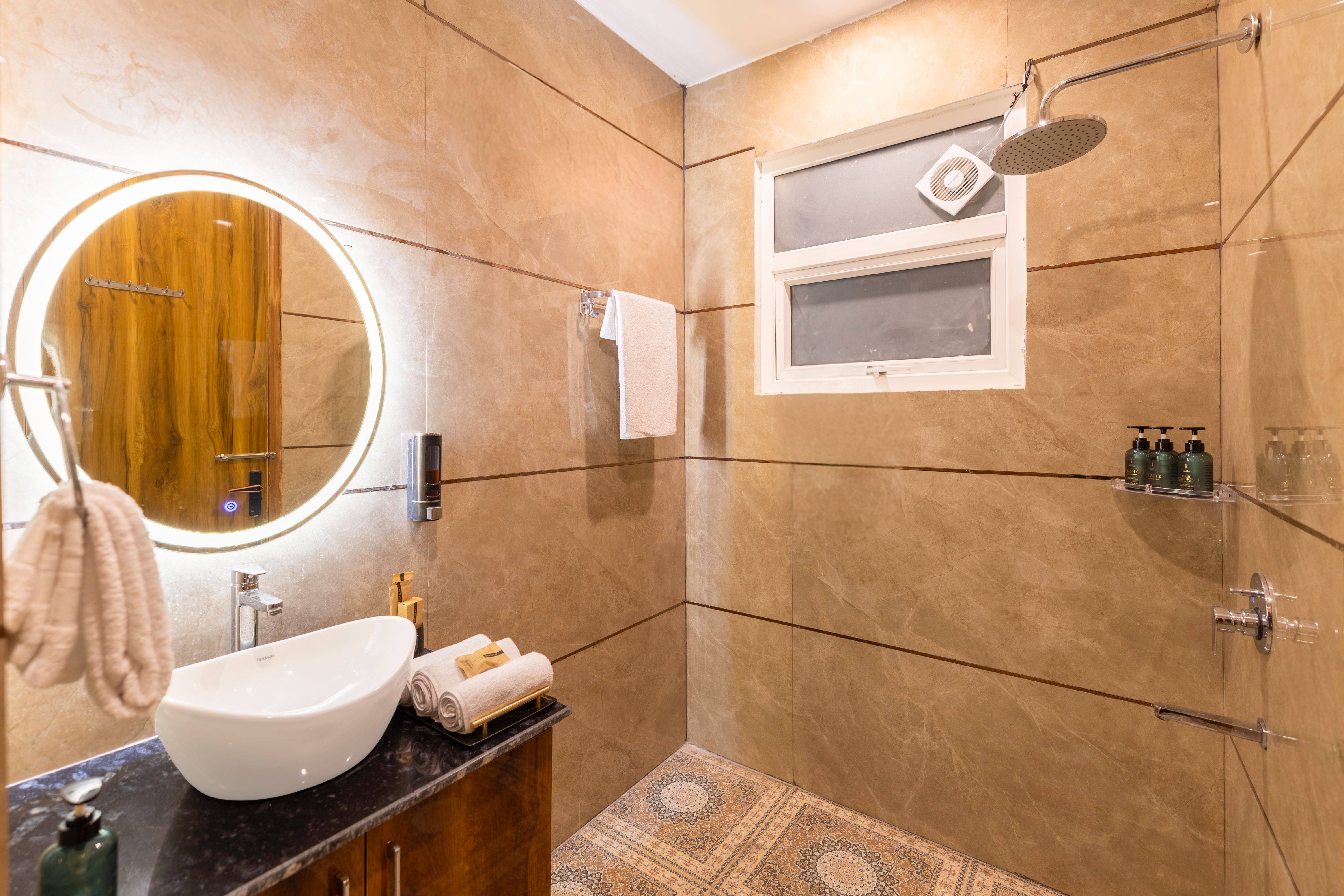 Vedaaz Farms | Pet-friendly 4-BHK Farmhouse With Private Outdoor Pool and Garden area — photo 15