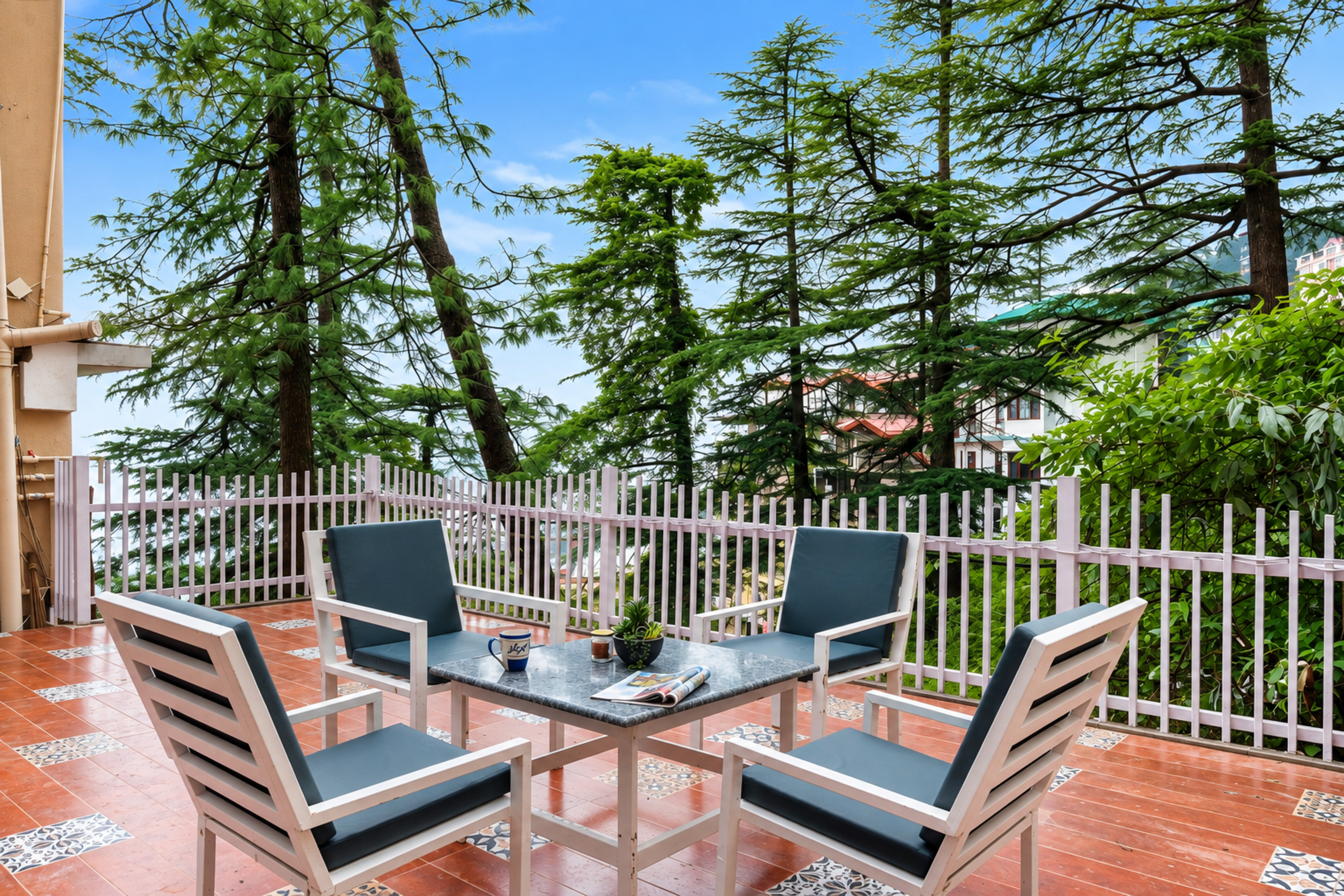 Juniper Holiday In Homestay | 3 BHK Pet-Friendly Valley-View Apartment with Private Balcony & Reception — photo 23