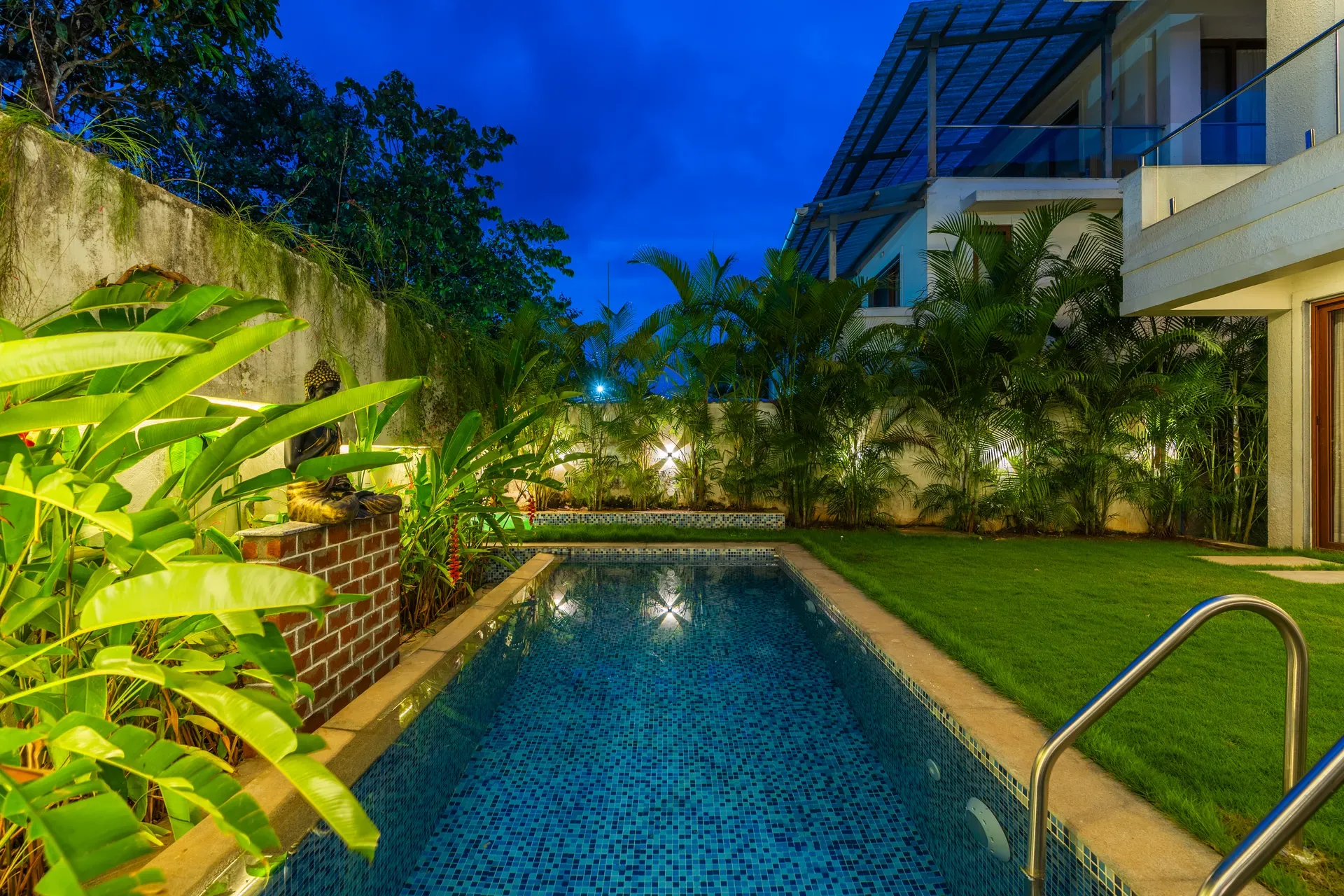 Azalea | Pet-friendly 3-BHK Villa With Private Pool, Garden & Bar — photo 7