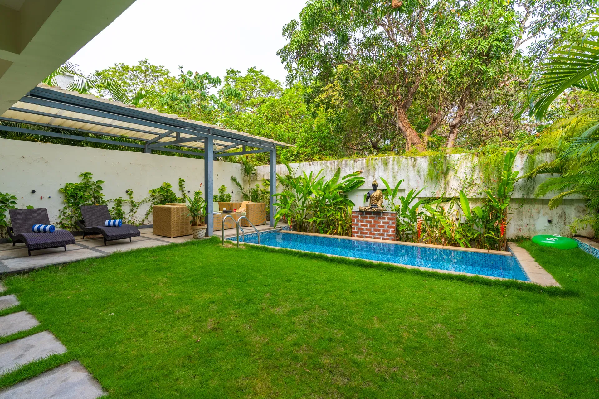 Azalea | Pet-friendly 3-BHK Villa With Private Pool, Garden & Bar — photo 5