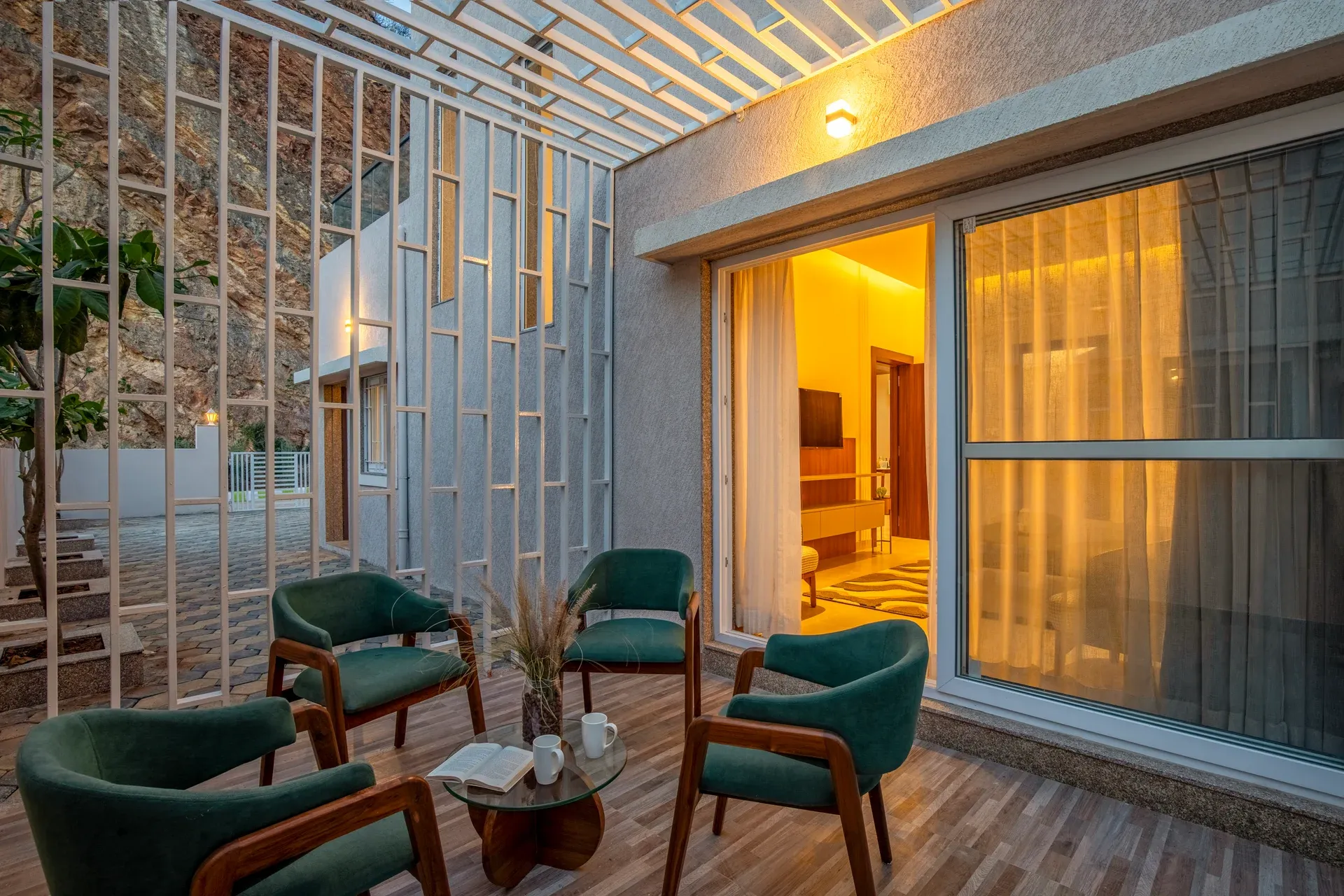 Shourya Eden | 3-BHK | Pvt Pool & Garden | Scenic Views — photo 9