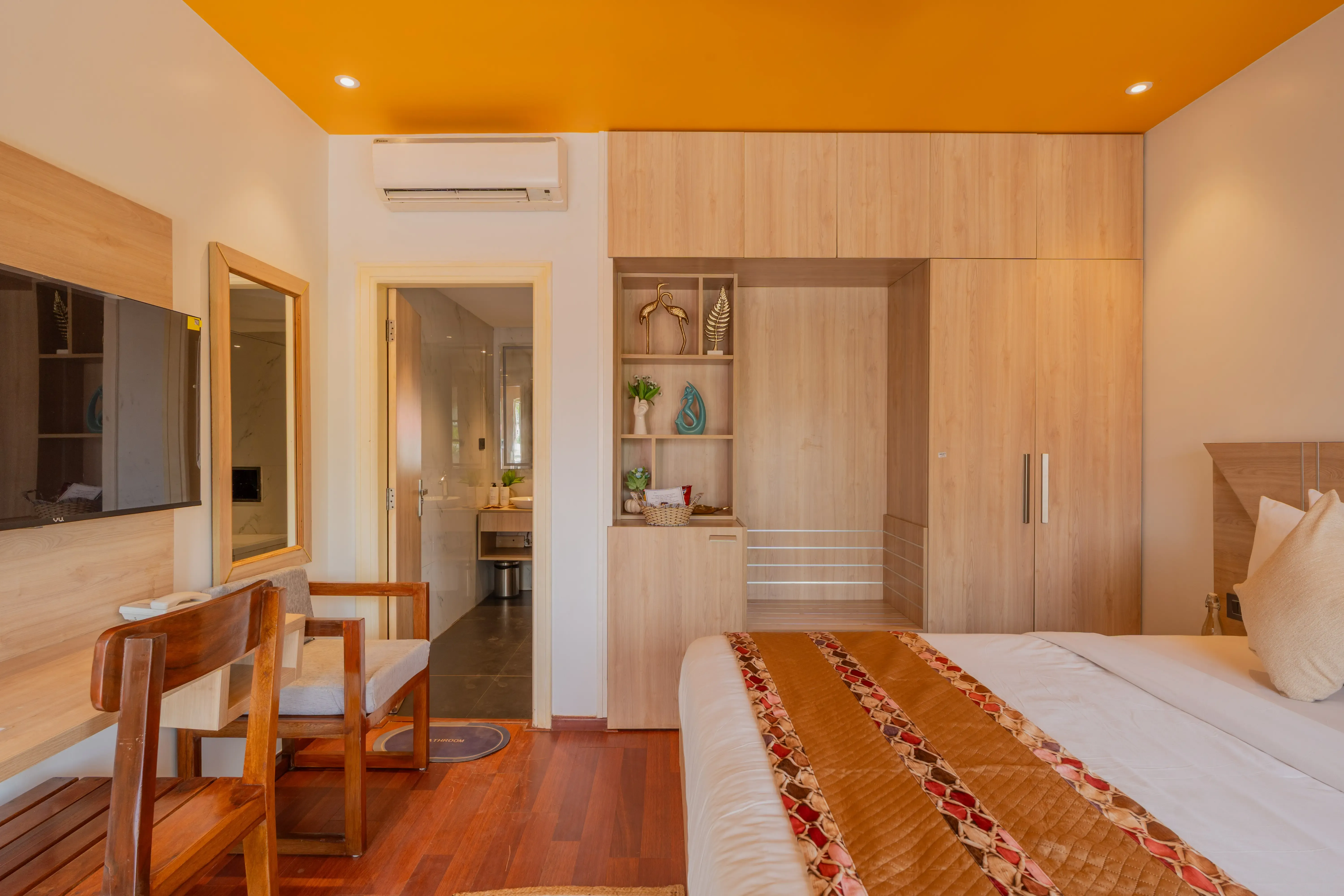 Gracias Seaora | Pet-friendly Retreat With Bathtub, Common Pool, & Restro, Close to Ashwem Beach — photo 11