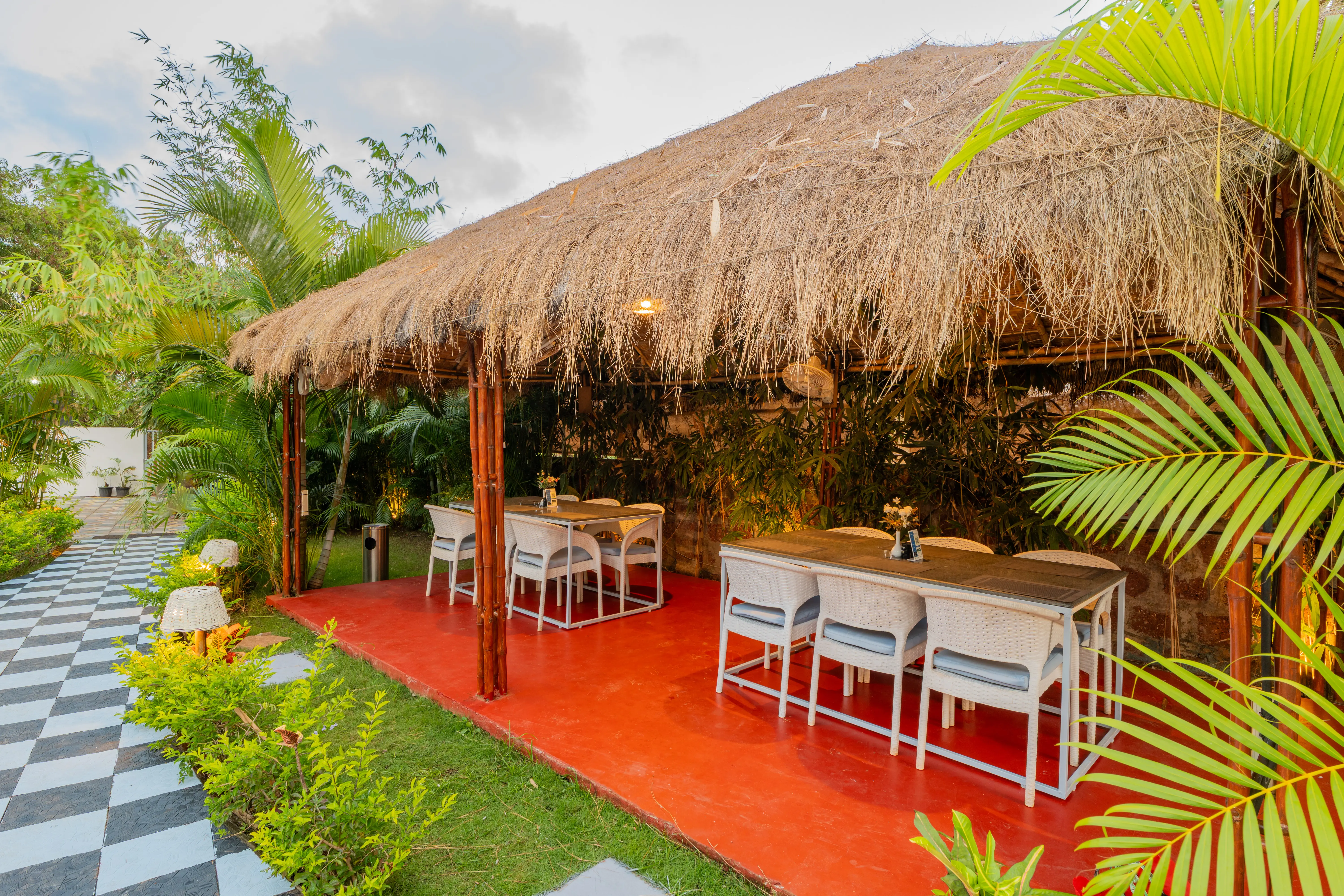 Gracias Seaora | Pet-friendly Retreat With Bathtub, Common Pool, & Restro, Close to Ashwem Beach — photo 19