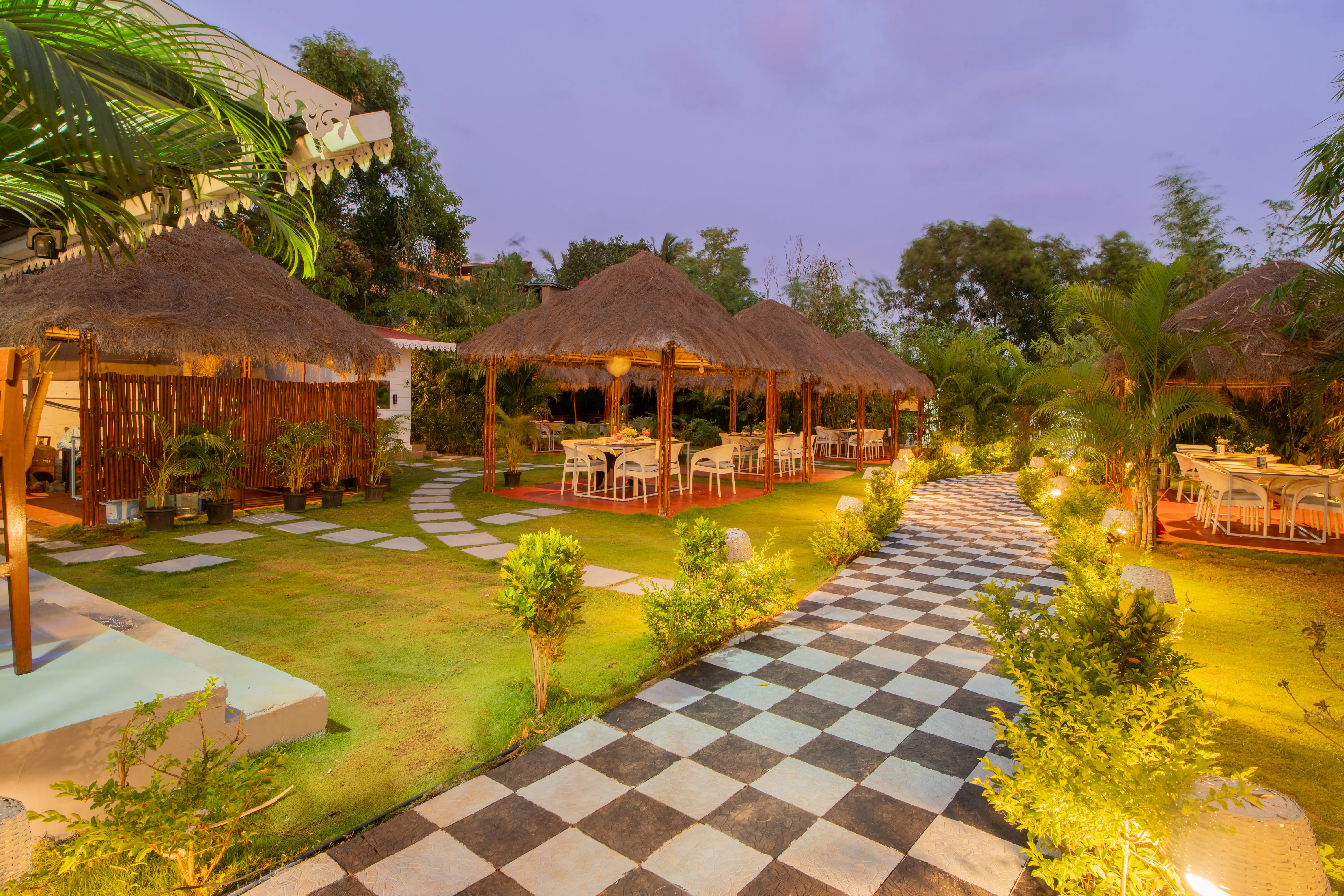 Gracias Seaora | Pet-friendly Retreat With Bathtub, Common Pool, & Restro, Close to Ashwem Beach — photo 16