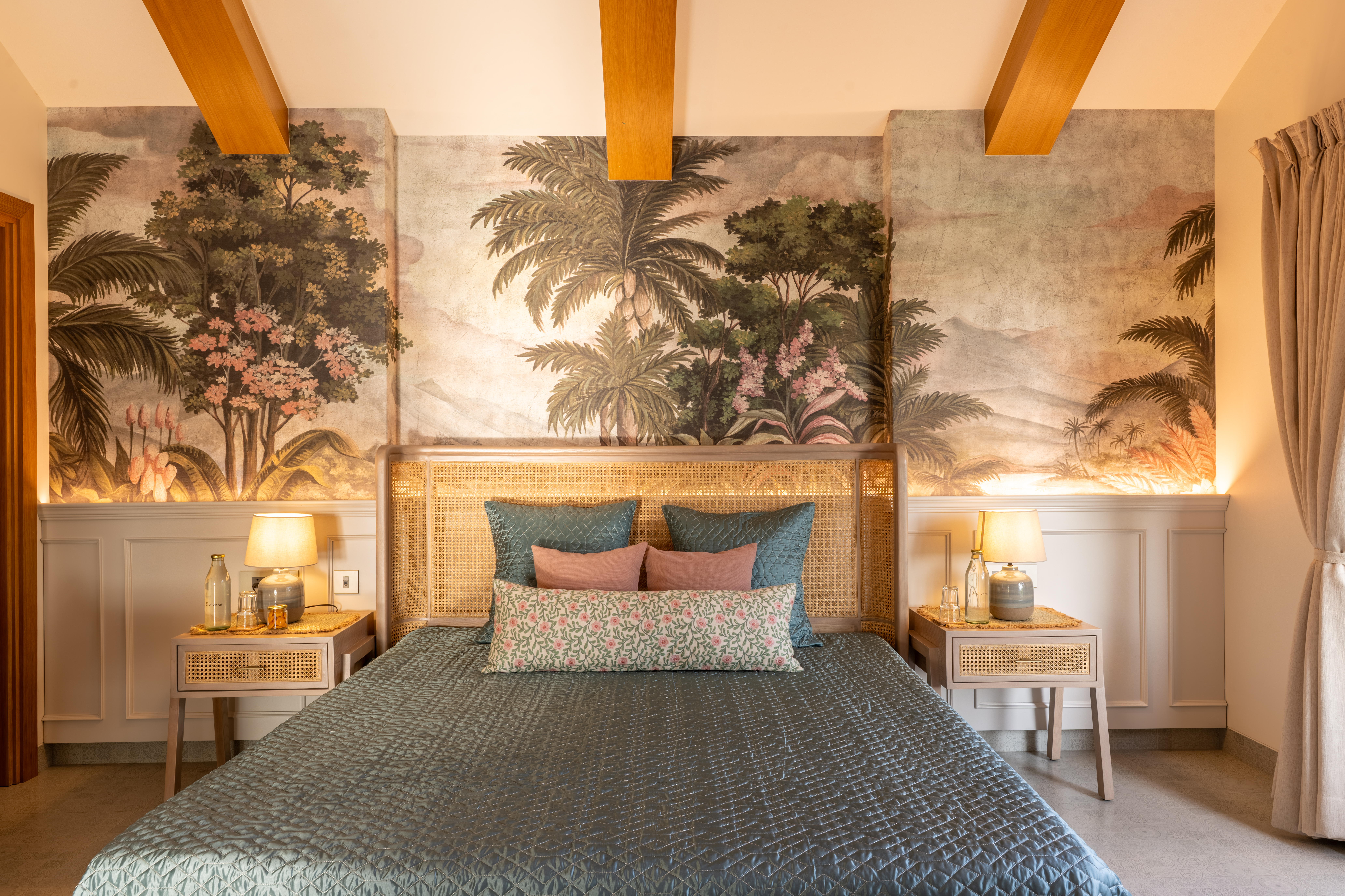 Prado | Bespoke 4-BHK Villa with Private Pool, Rooftop Patio & Refined Lounge Space — photo 24