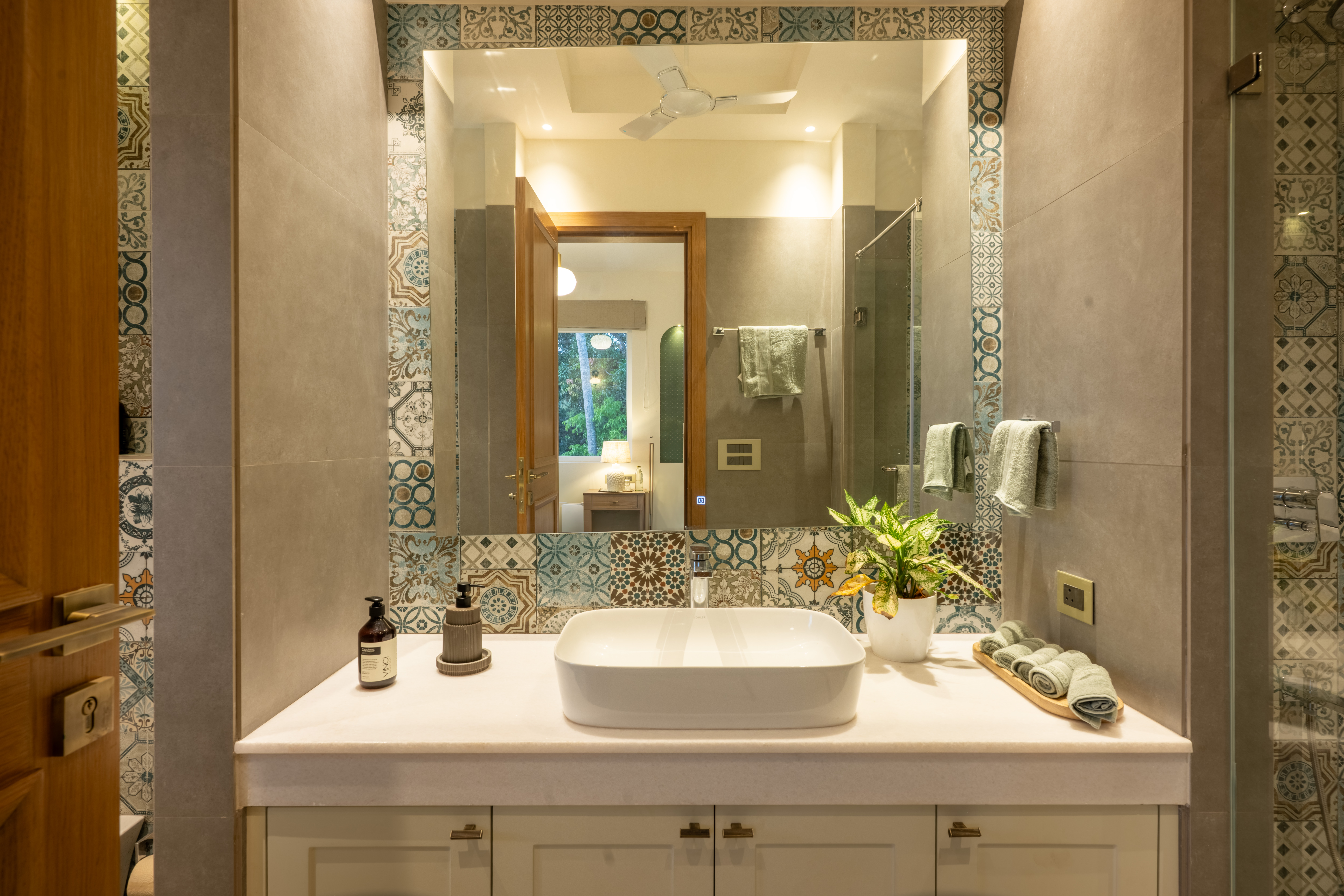 Prado | Bespoke 4-BHK Villa with Private Pool, Rooftop Patio & Refined Lounge Space — photo 17
