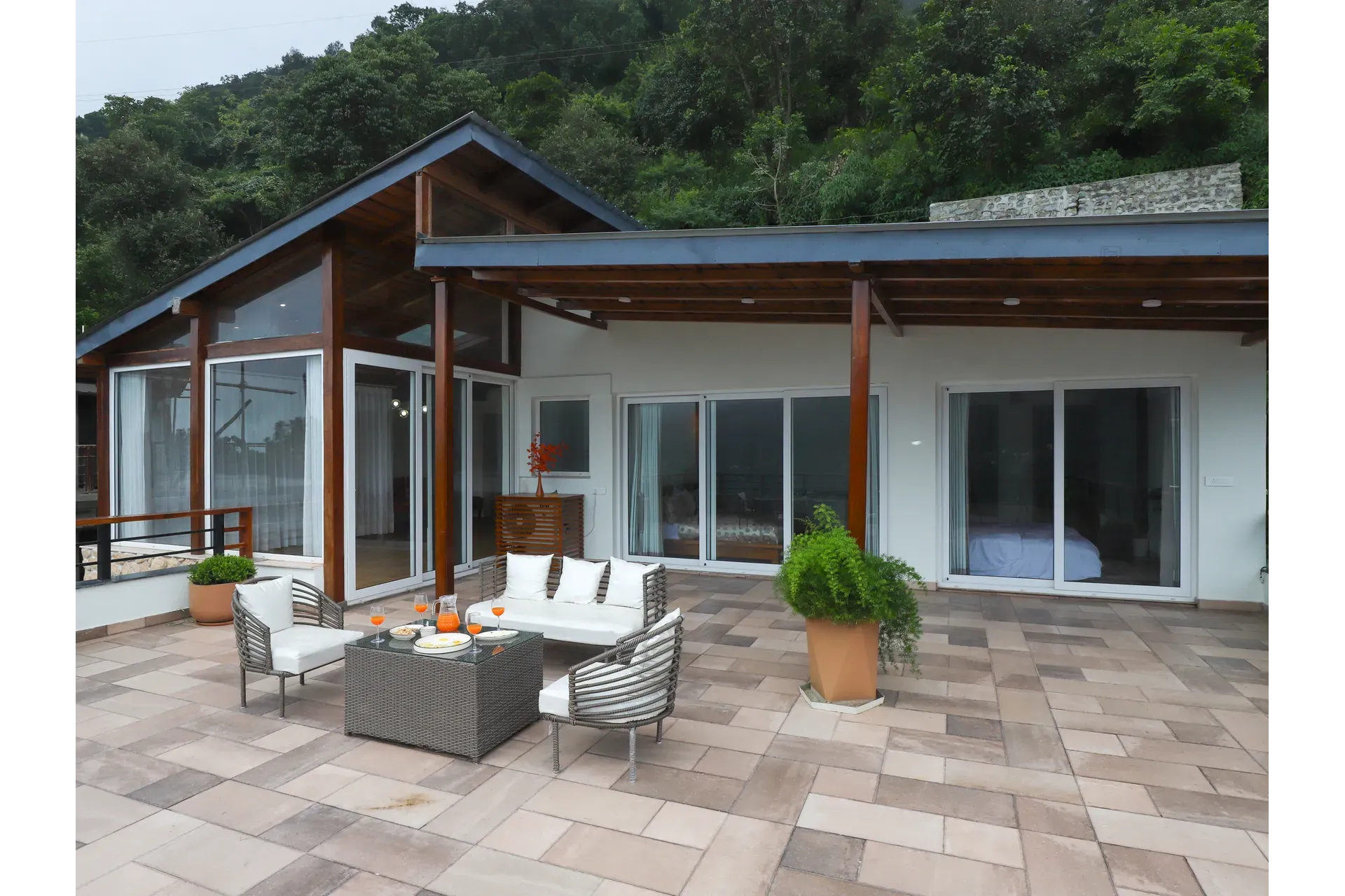 Antarmann Casa Zenith | 6-BHK | Terrace | Balcony | Lake View