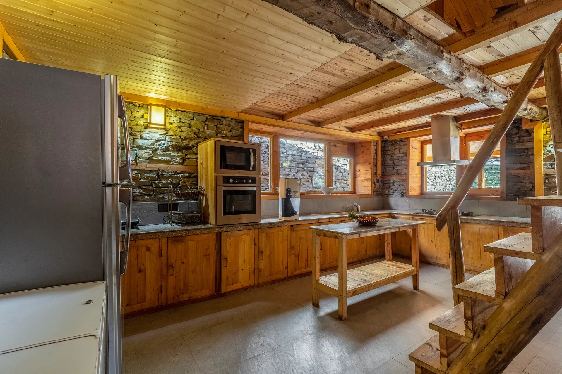 Silvana | Pet-friendly 3-Bedroom Retreat With Attic, Sauna & Garden Near Haku Temple — photo 15