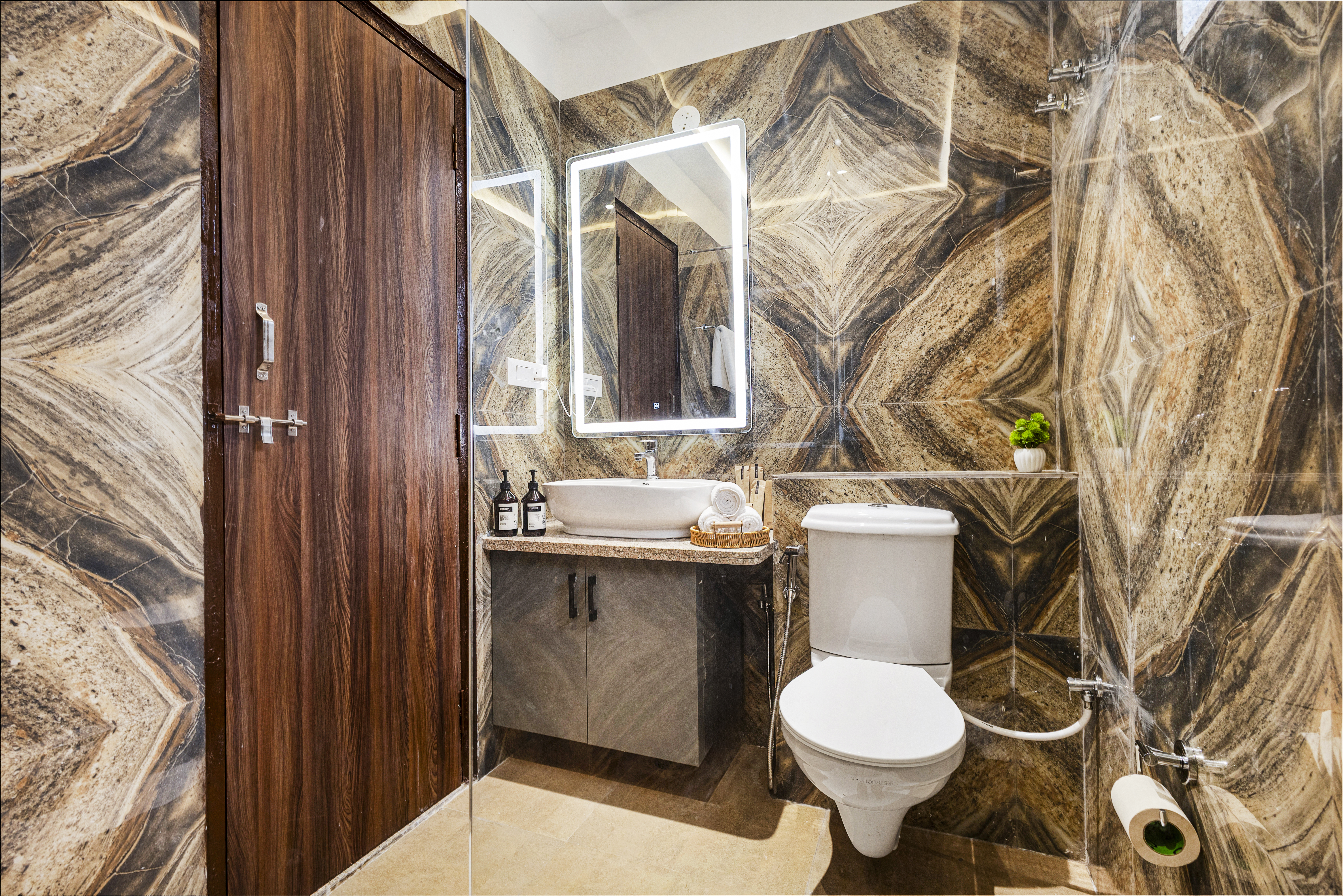 Shourya Athena | 3-BHK Villa With Swimming Pool & Terrace — photo 19