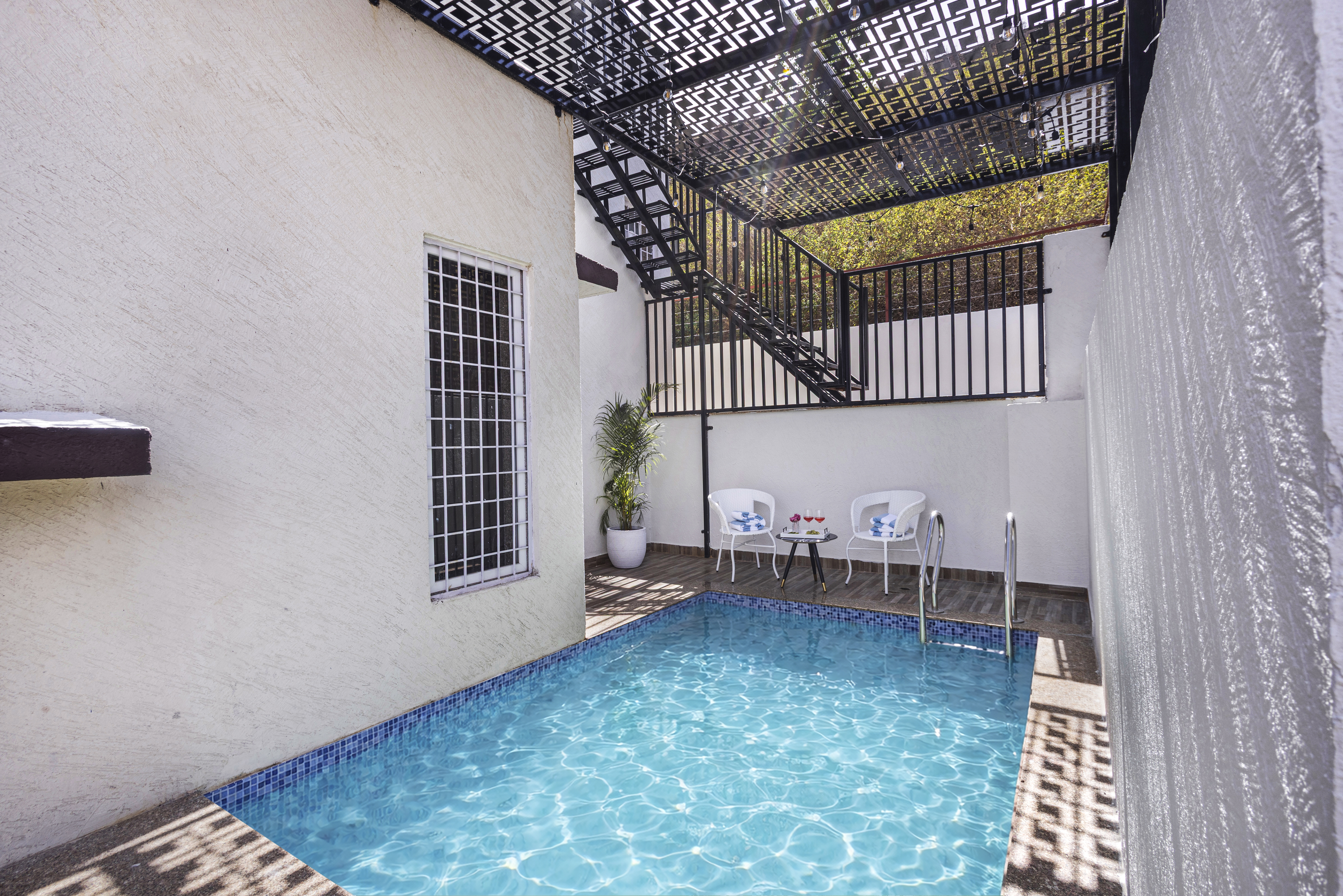 Shourya Athena | 3-BHK Villa With Swimming Pool & Terrace — photo 21