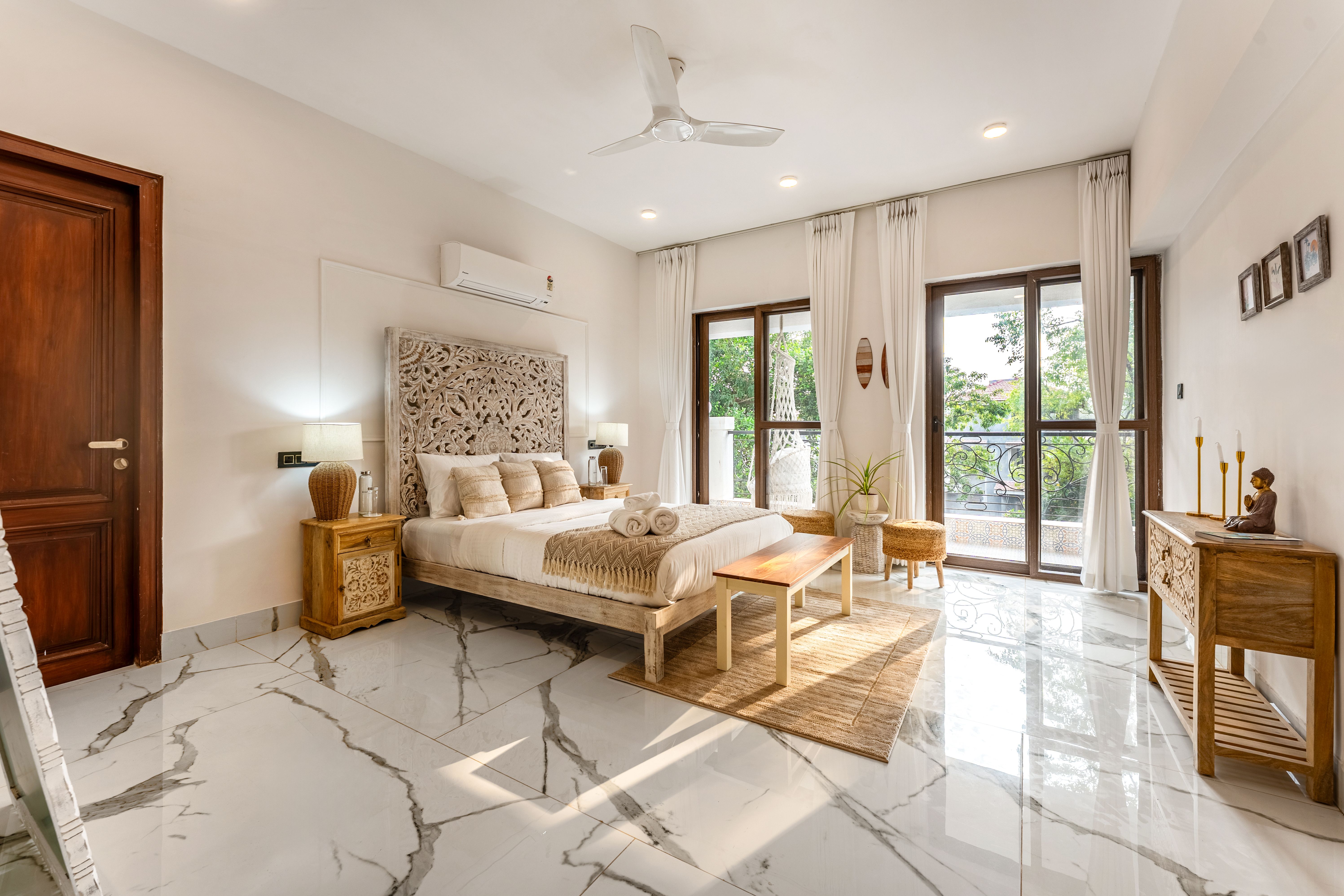 Casa Del Mundo | Luxe Pet-friendly 4-BHK Villa With Pvt Pool, Bar, Lift & Scenic Hill Vistas — photo 19