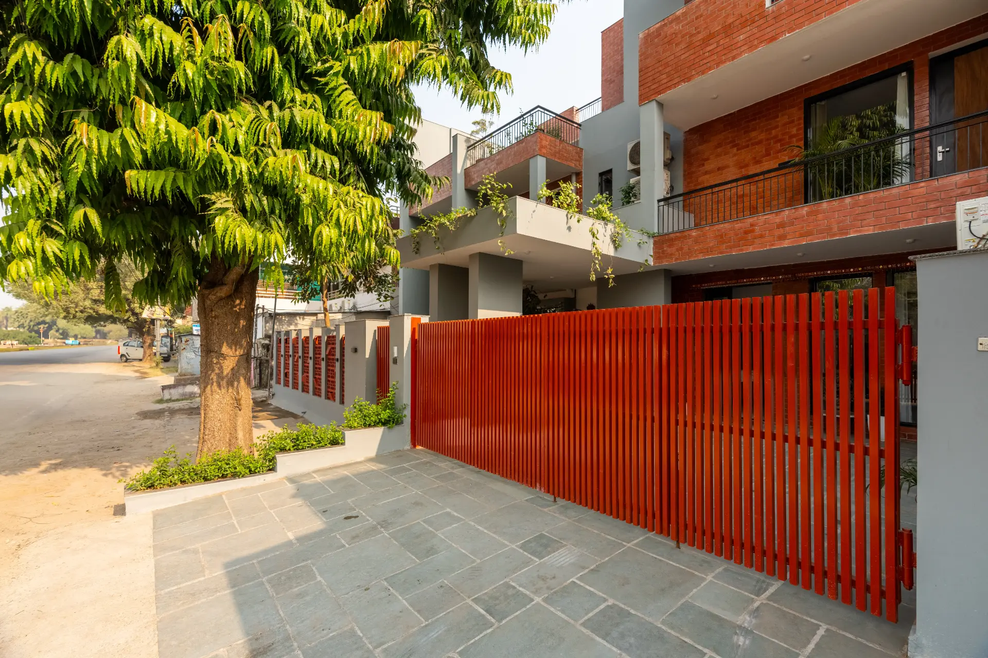Ramalaya | 1-Room | Library | Balcony — photo 11