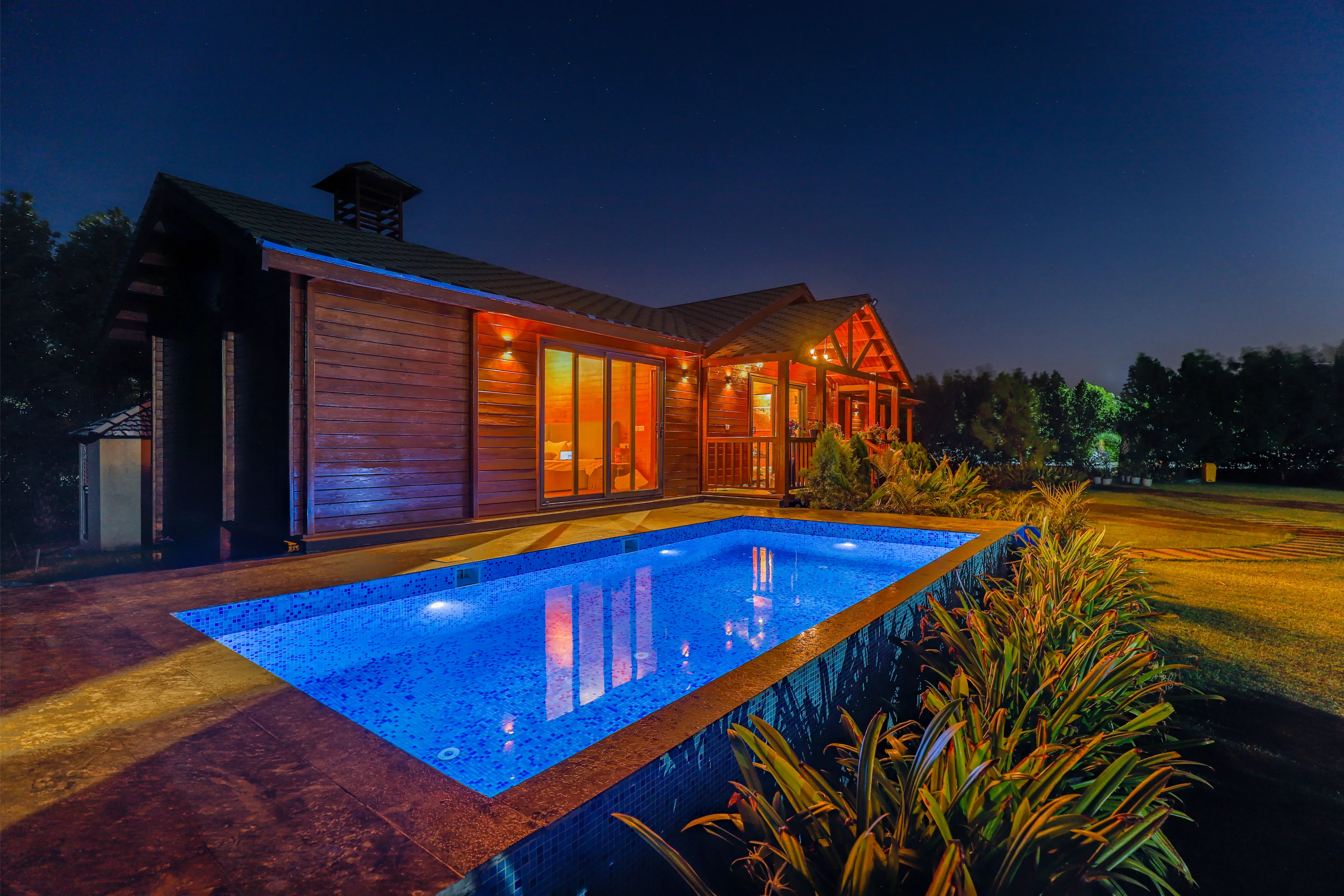 Riveira Hills | 3-BHK Pet-friendly Cottage with Lush Garden, Private Pool — photo 20
