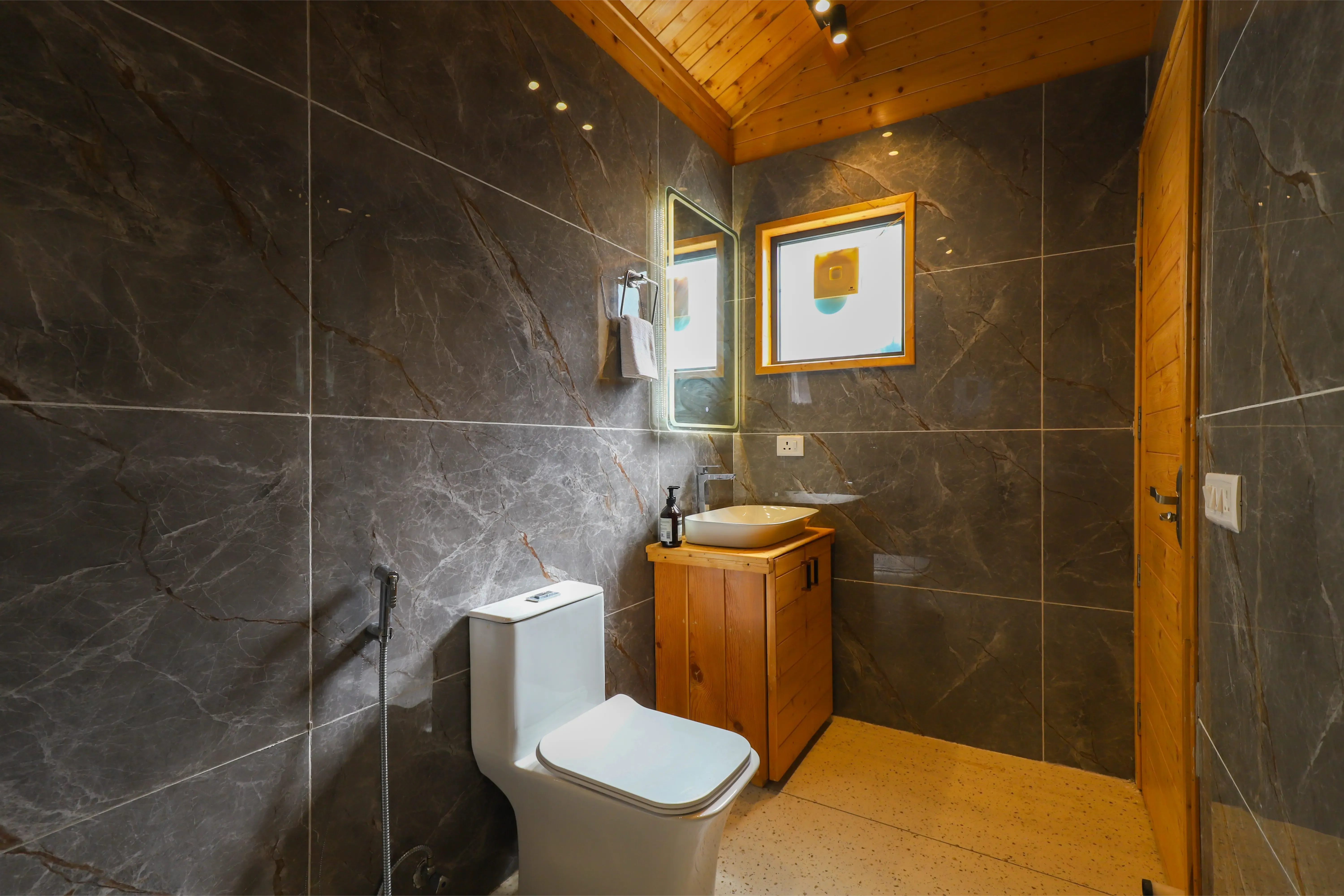 Riveira Hills | 3-BHK Pet-friendly Cottage with Lush Garden, Private Pool — photo 13