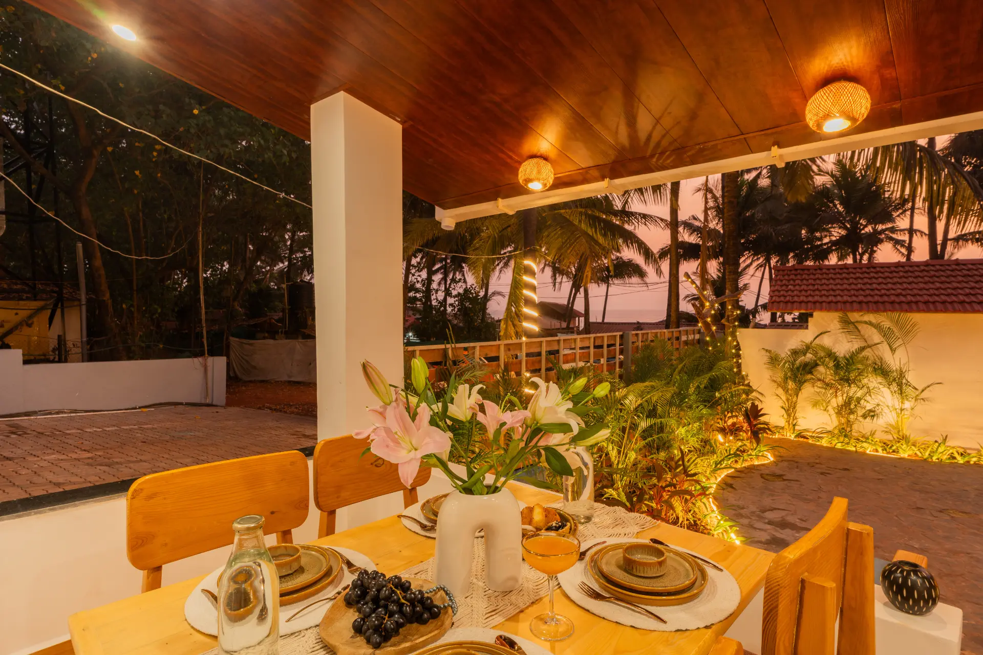 House of Neptune | 1-BHK Boutique Hut | Open Kitchen | Sit-out area | 10 Meters from Ashwem Beach — photo 16