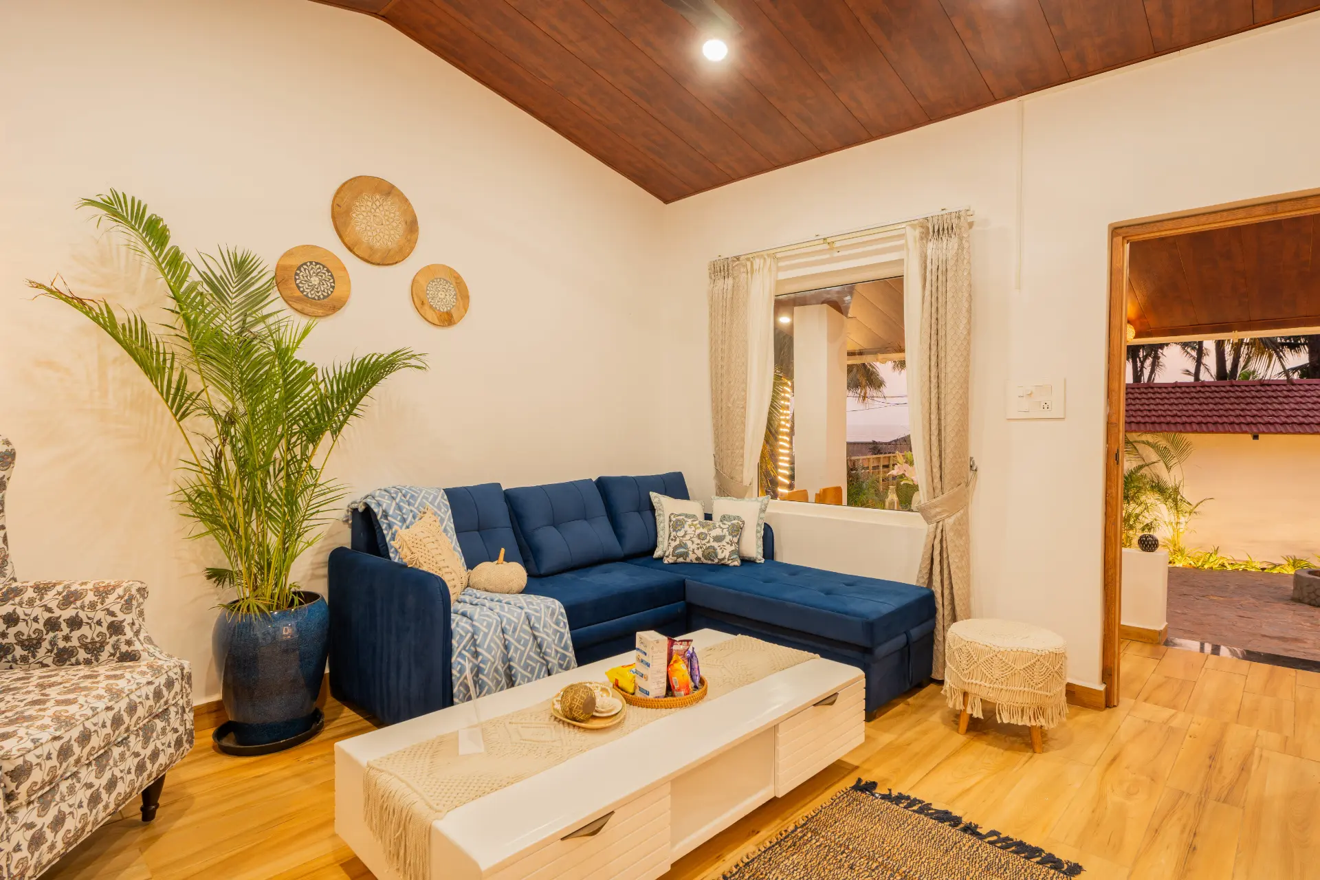 House of Neptune | 1-BHK Boutique Hut | Open Kitchen | Sit-out area | 10 Meters from Ashwem Beach — photo 12