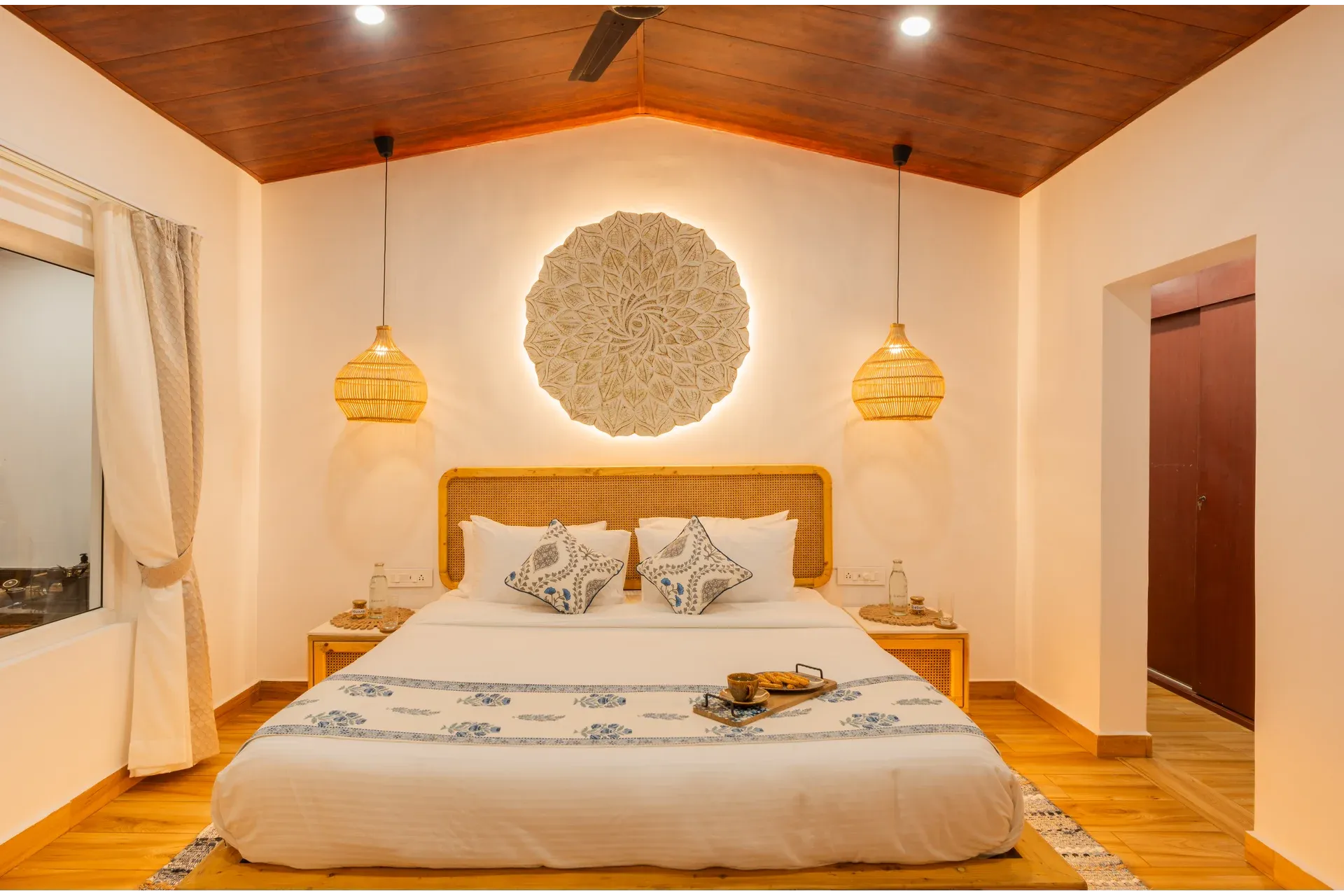 House of Neptune | 1-BHK Boutique Hut | Open Kitchen | Sit-out area | 10 Meters from Ashwem Beach — photo 23