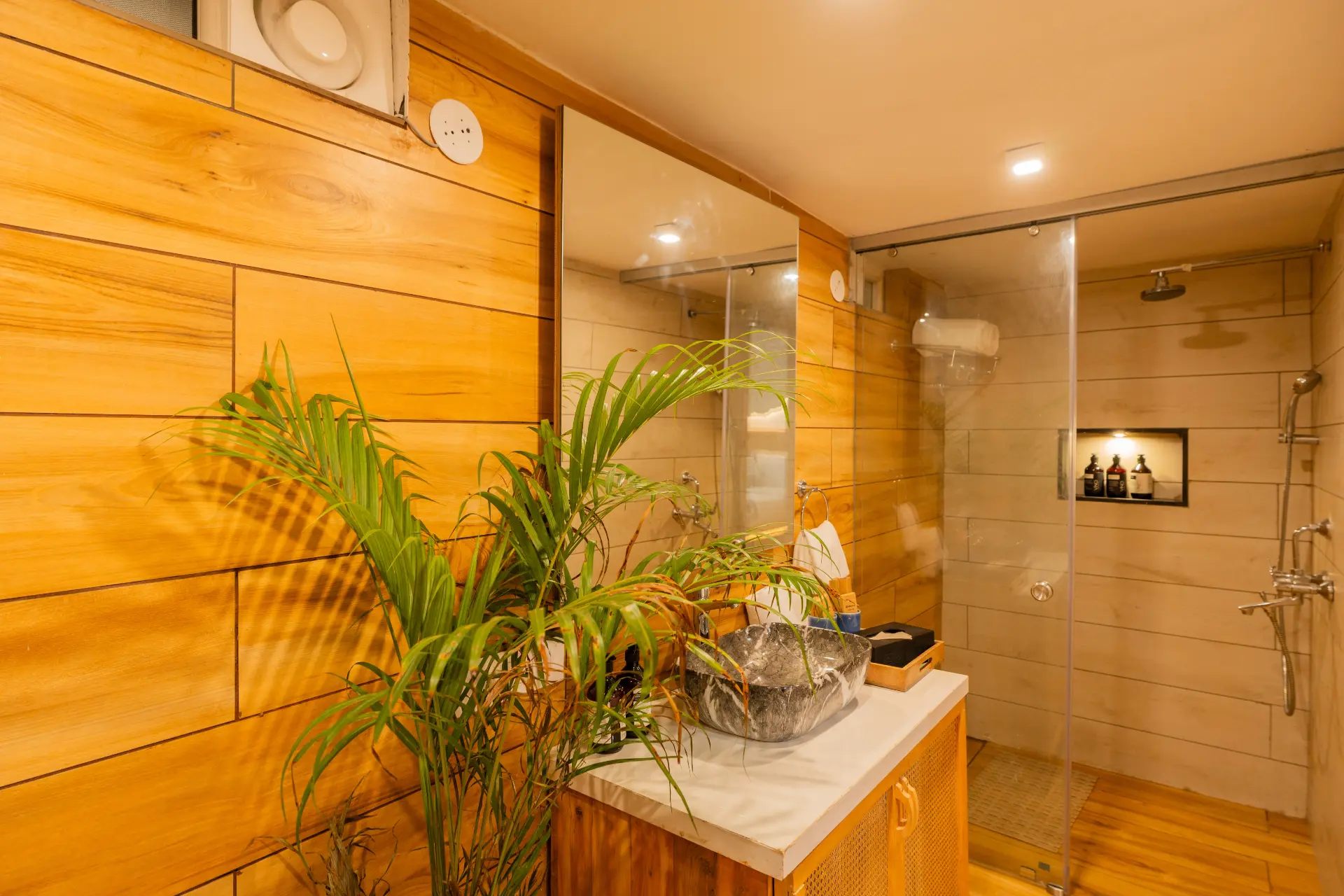 House of Neptune | 1-BHK Boutique Hut | Open Kitchen | Sit-out area | 10 Meters from Ashwem Beach — photo 30