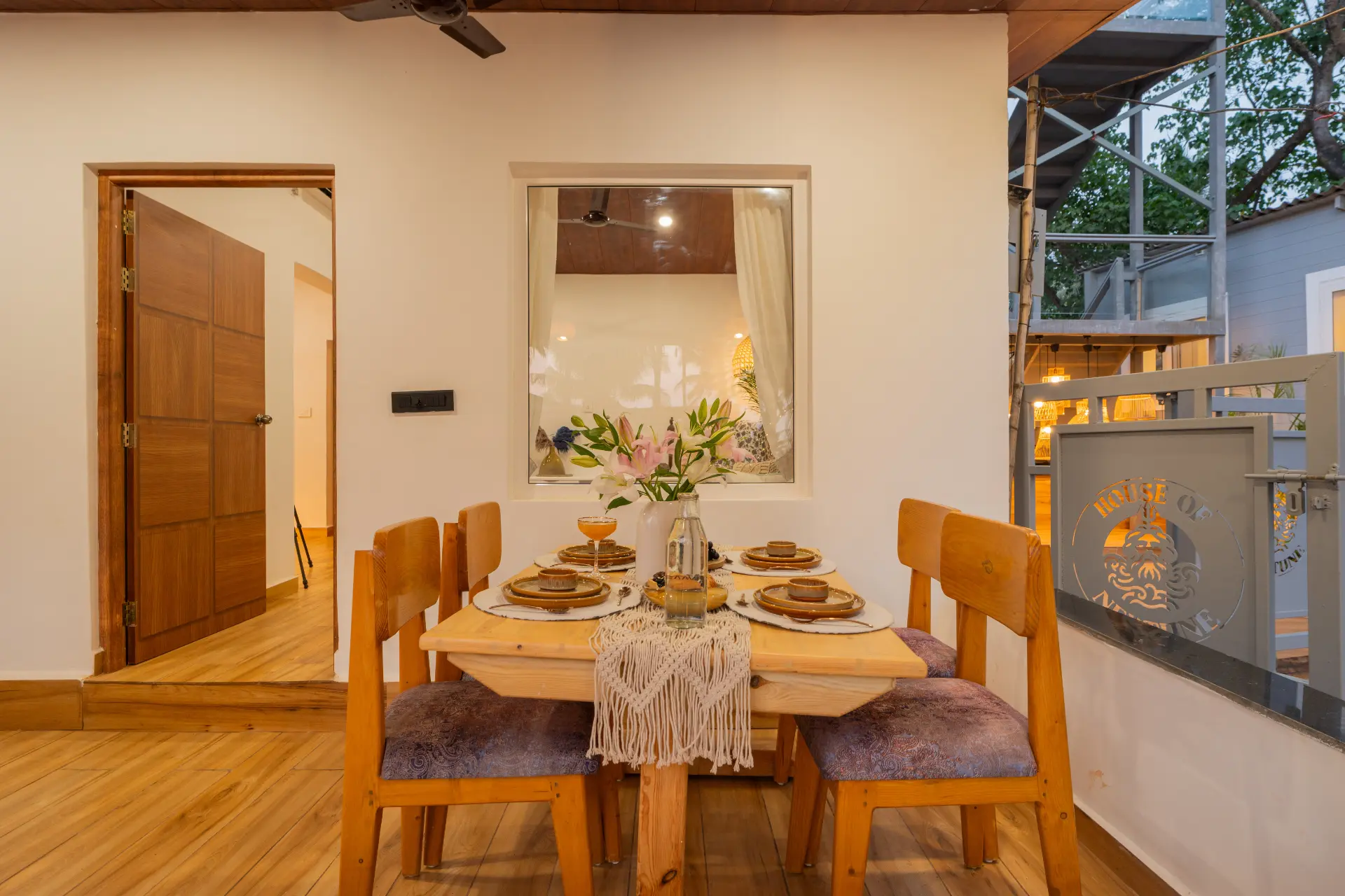 House of Neptune | 1-BHK Boutique Hut | Open Kitchen | Sit-out area | 10 Meters from Ashwem Beach — photo 15