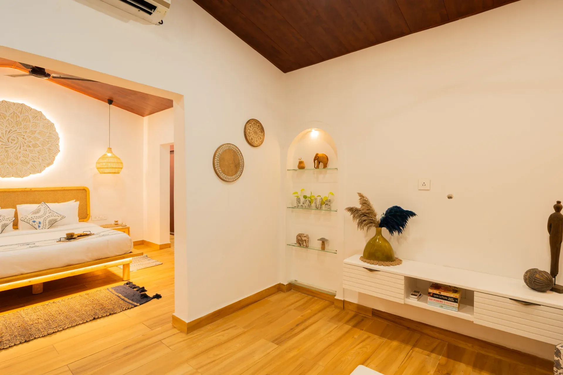 House of Neptune | 1-BHK Boutique Hut | Open Kitchen | Sit-out area | 10 Meters from Ashwem Beach — photo 27