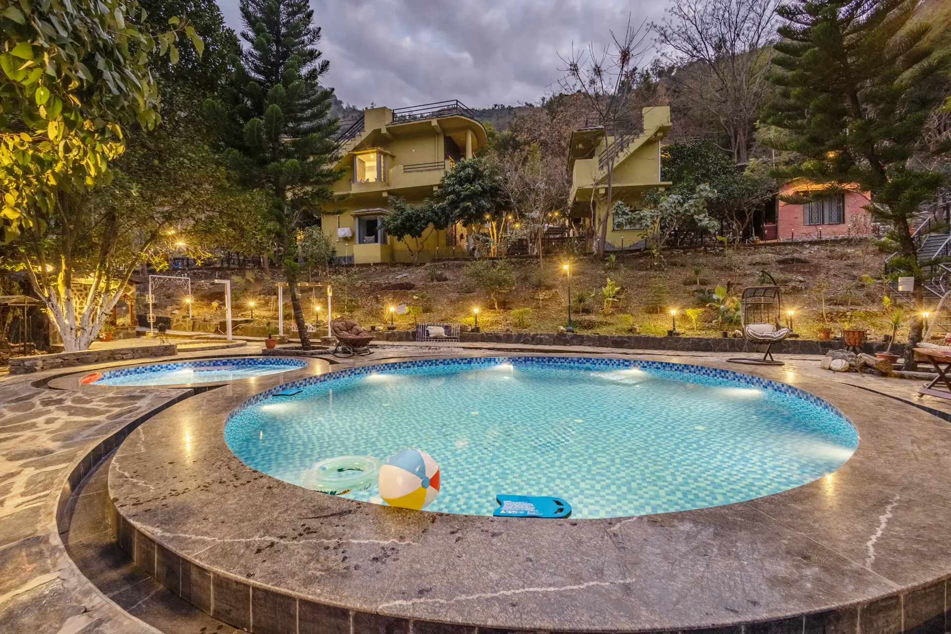 Zephyr Classic Tent | Hillview Haven With Pool, Gym & Restaurant — photo 6