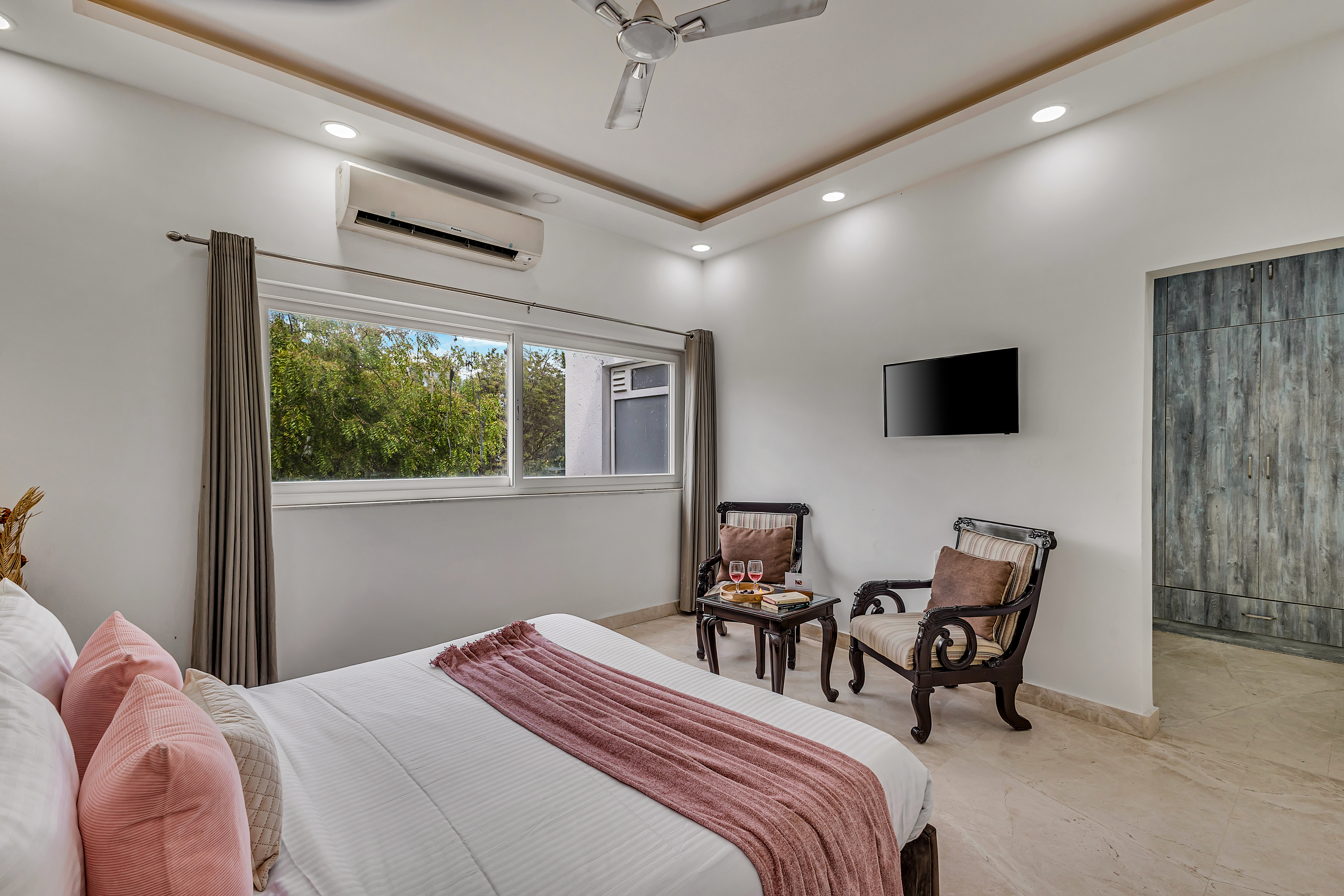 Ratikara Ullaas | 2-BHK with Private Pool, Lounge Space, Pool table & Lawn — photo 20
